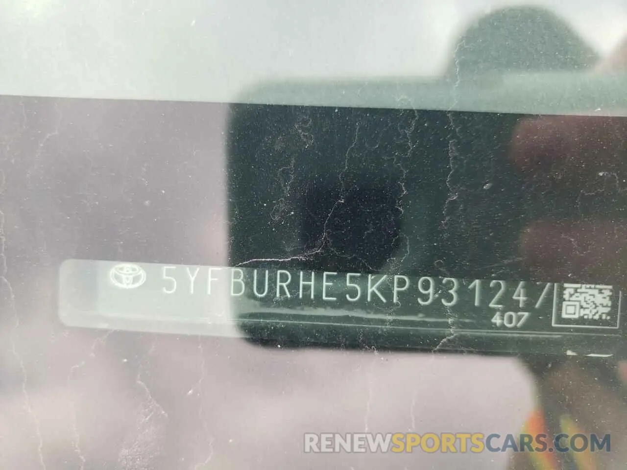 14 Photograph of a damaged car 5YFBURHE5KP931247 TOYOTA COROLLA 2019