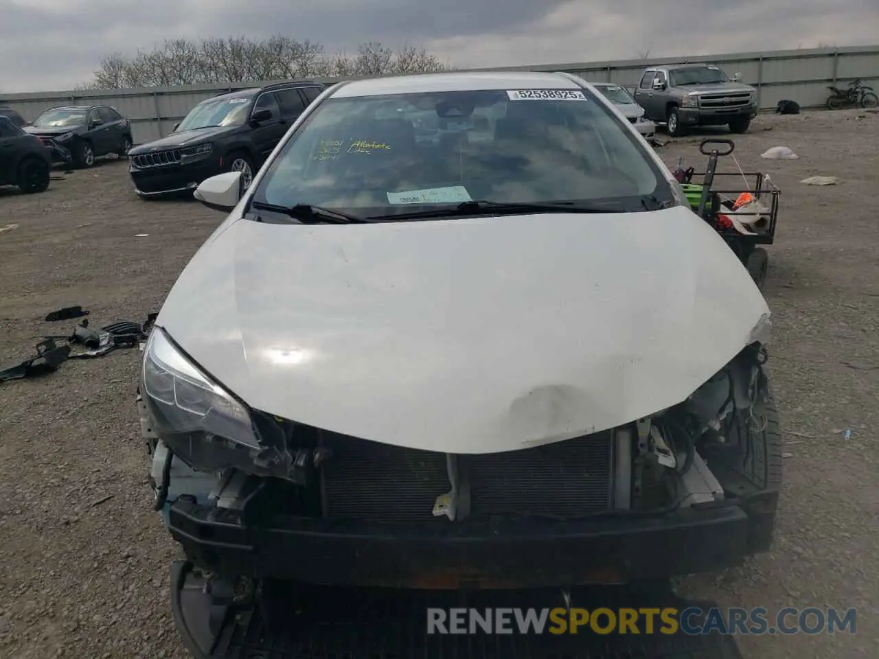 5 Photograph of a damaged car 5YFBURHE5KP931247 TOYOTA COROLLA 2019