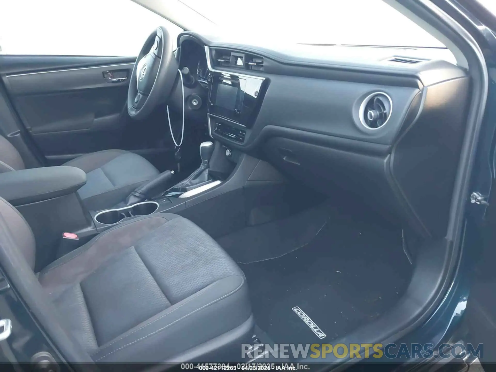5 Photograph of a damaged car 5YFBURHE5KP931281 TOYOTA COROLLA 2019