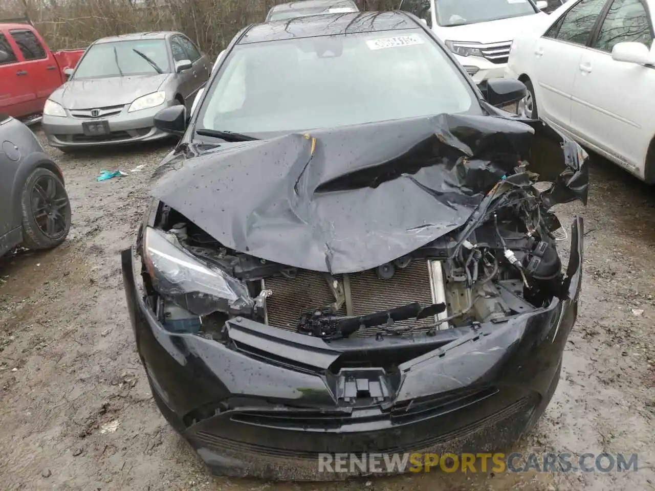 9 Photograph of a damaged car 5YFBURHE5KP932396 TOYOTA COROLLA 2019