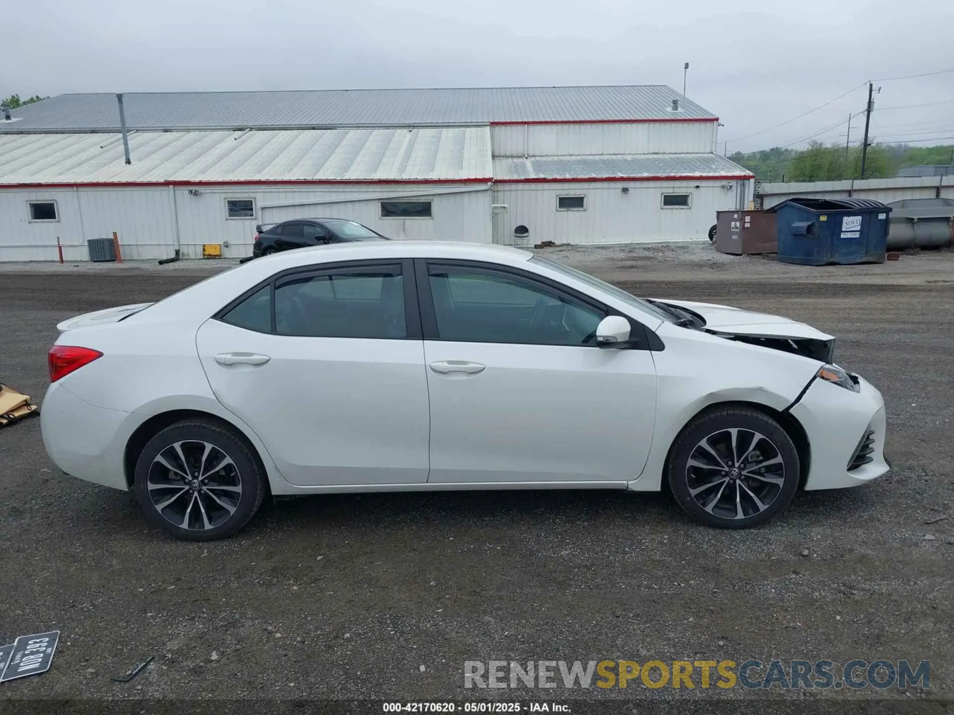13 Photograph of a damaged car 5YFBURHE5KP932690 TOYOTA COROLLA 2019