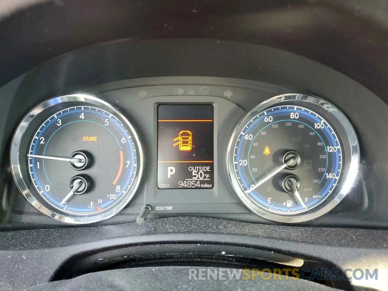 9 Photograph of a damaged car 5YFBURHE5KP934942 TOYOTA COROLLA 2019