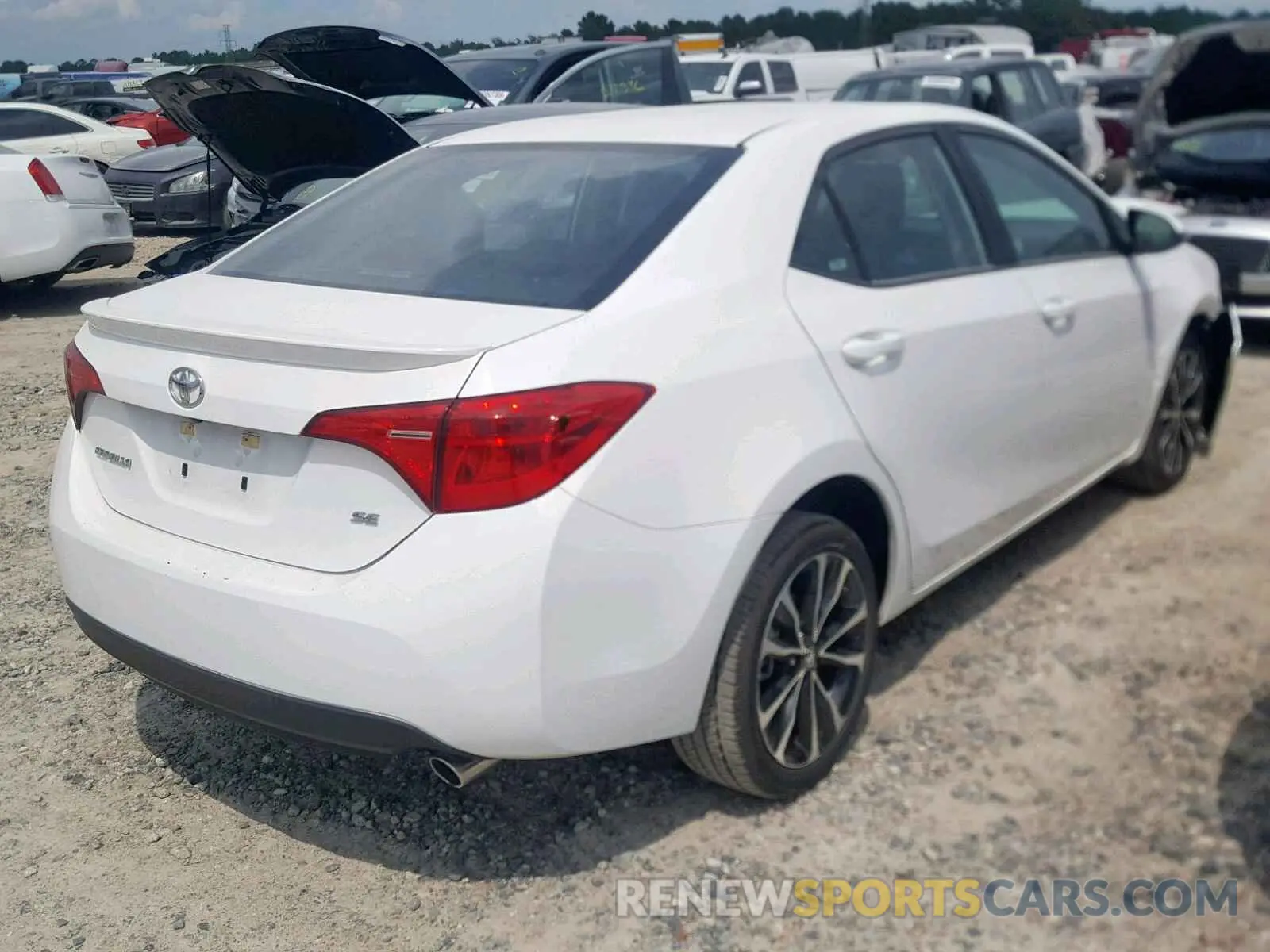 4 Photograph of a damaged car 5YFBURHE5KP935945 TOYOTA COROLLA 2019