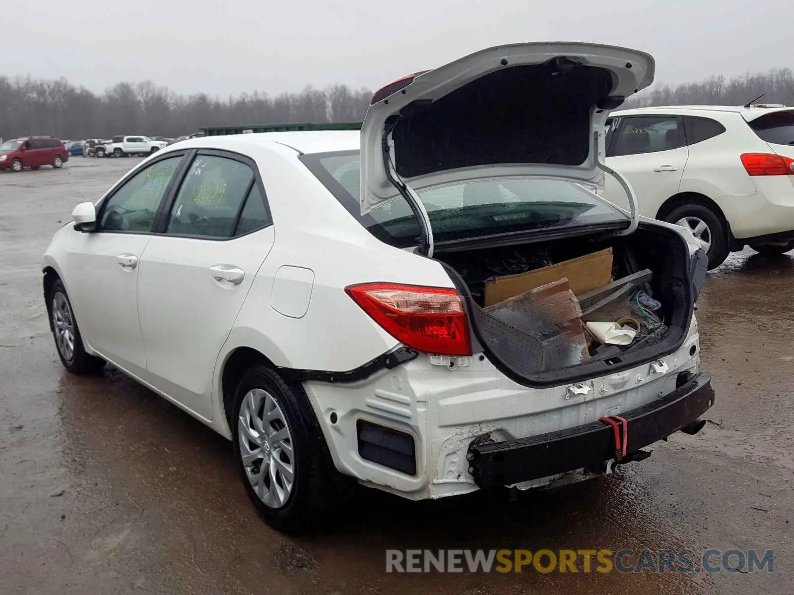 3 Photograph of a damaged car 5YFBURHE5KP936531 TOYOTA COROLLA 2019