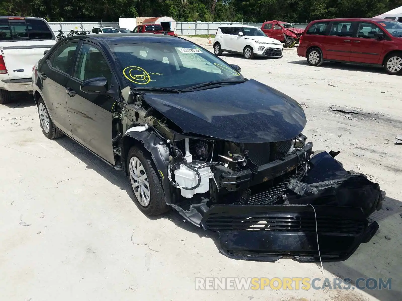 1 Photograph of a damaged car 5YFBURHE5KP936741 TOYOTA COROLLA 2019