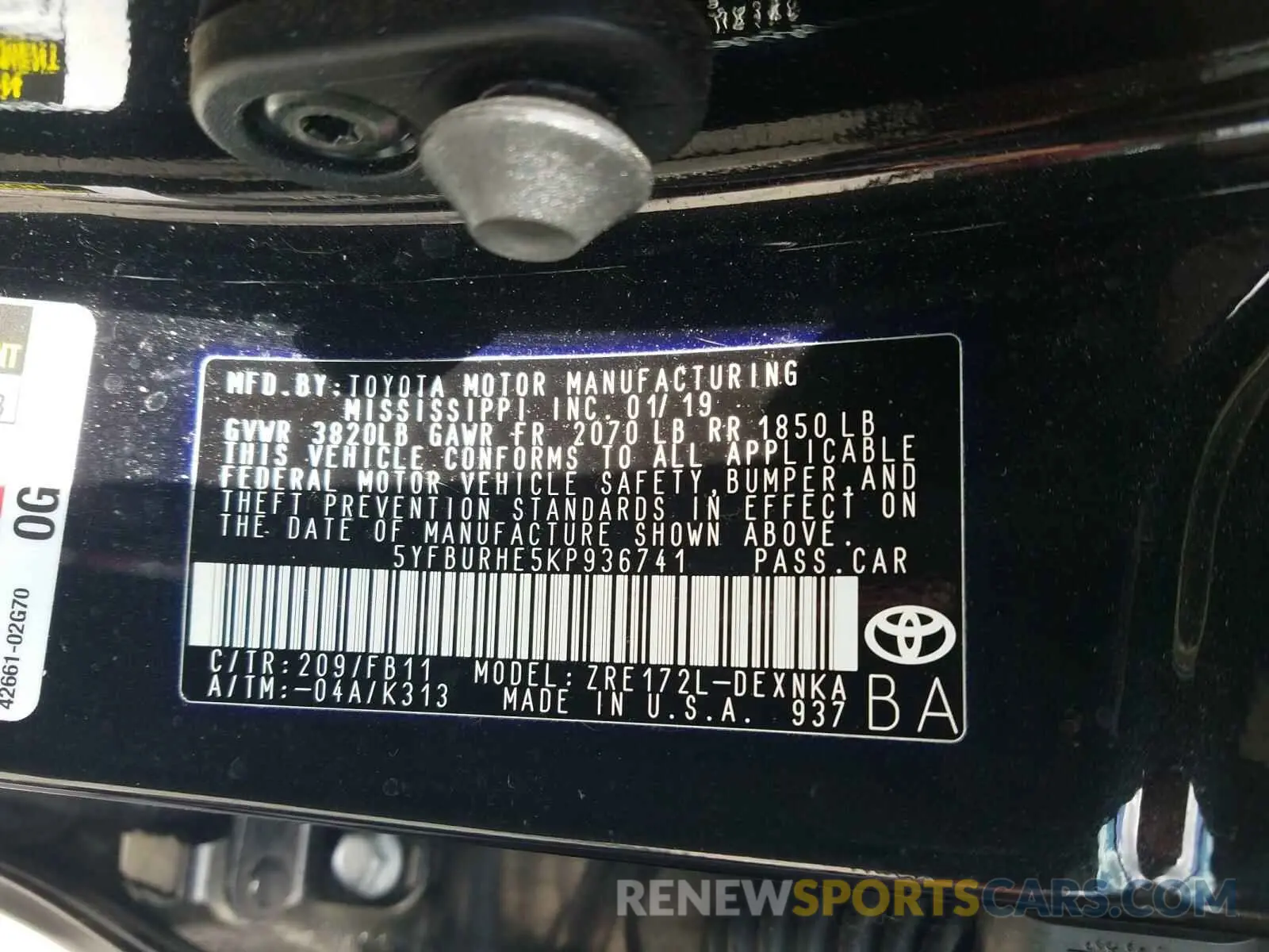 10 Photograph of a damaged car 5YFBURHE5KP936741 TOYOTA COROLLA 2019