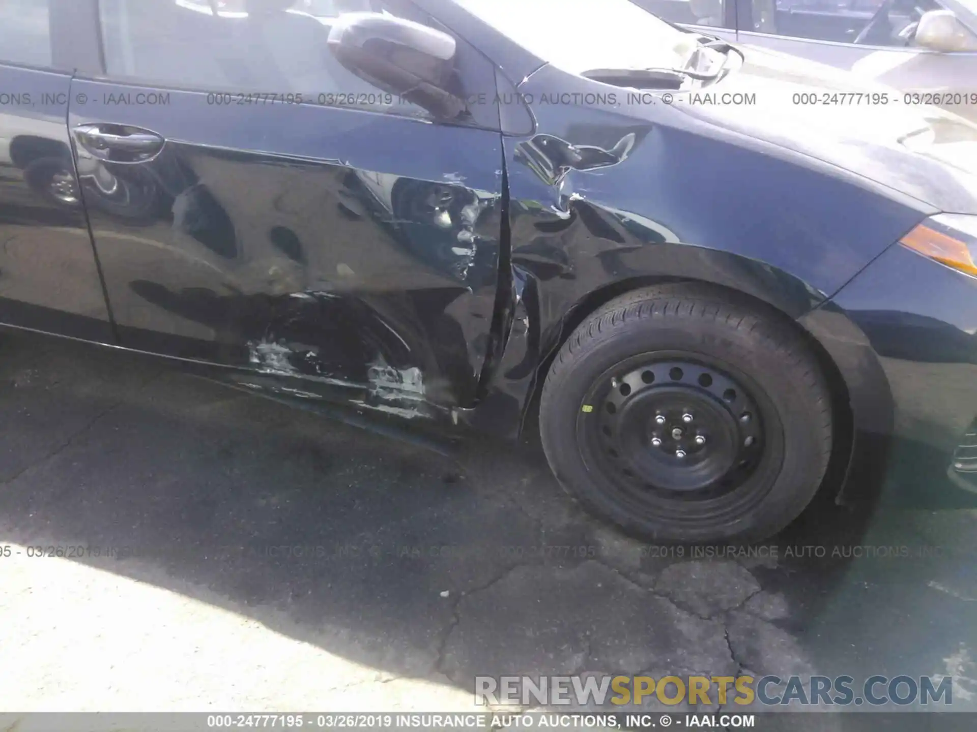 6 Photograph of a damaged car 5YFBURHE5KP939462 TOYOTA COROLLA 2019