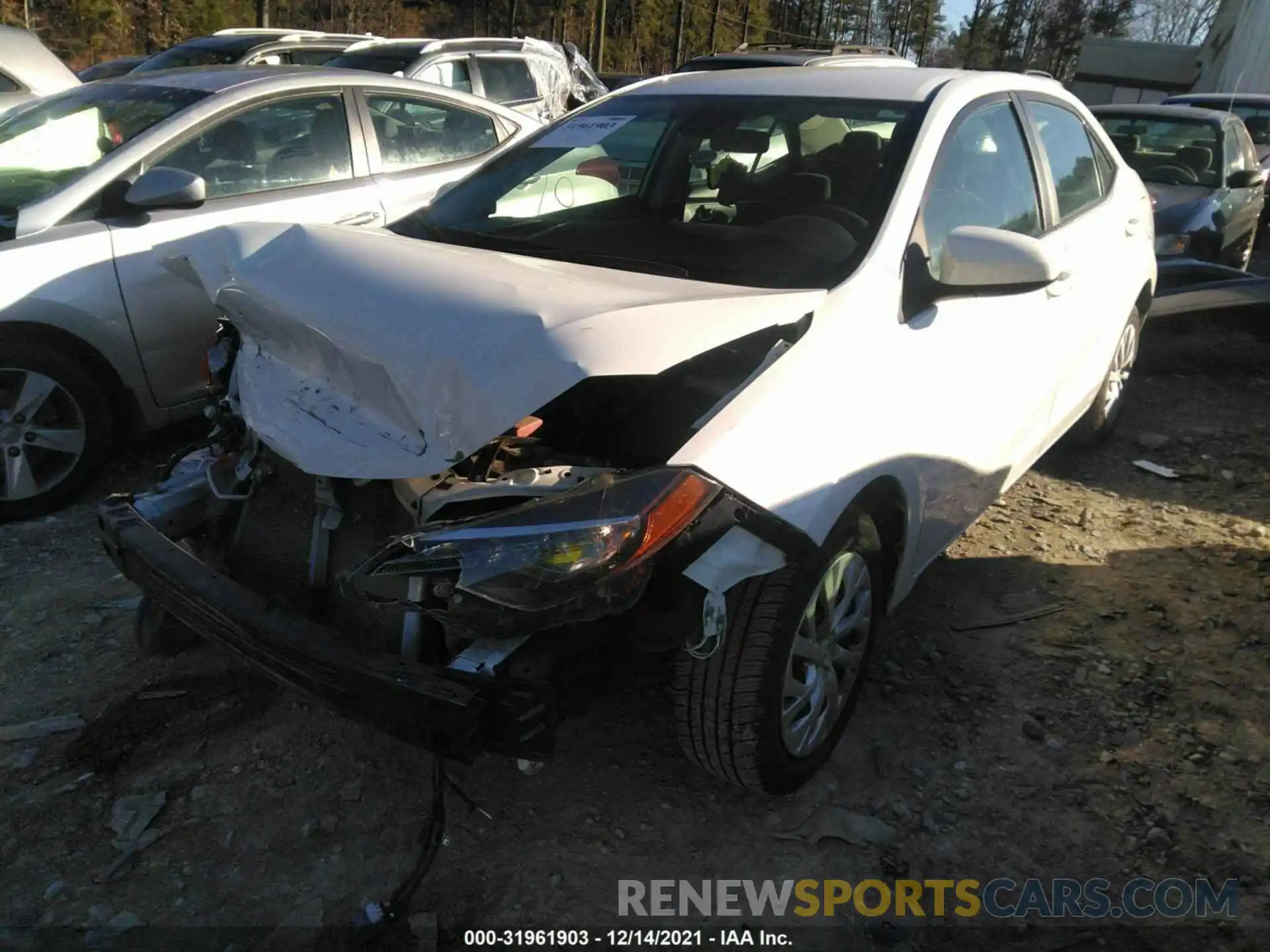 2 Photograph of a damaged car 5YFBURHE5KP939493 TOYOTA COROLLA 2019