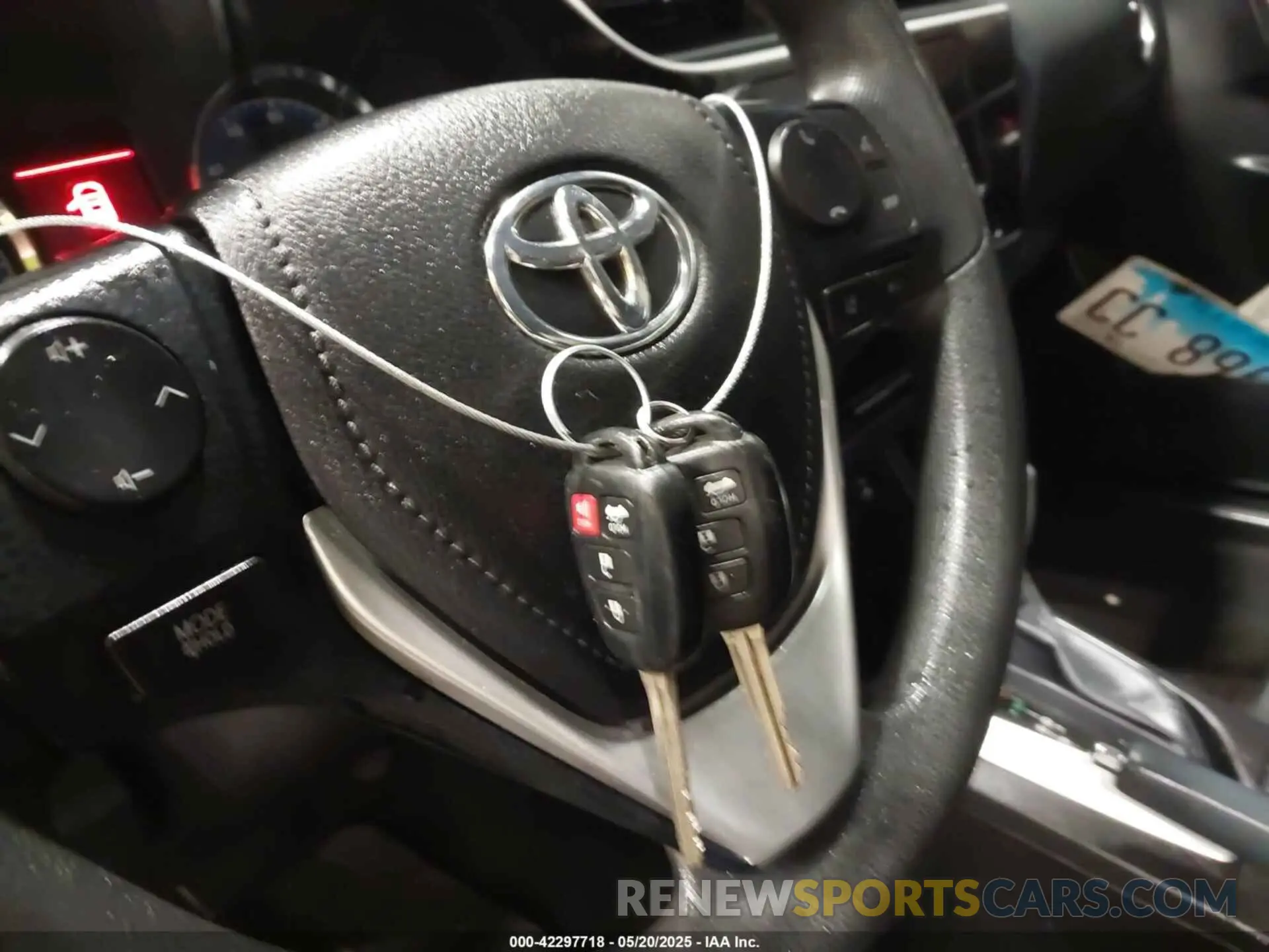 11 Photograph of a damaged car 5YFBURHE5KP941051 TOYOTA COROLLA 2019