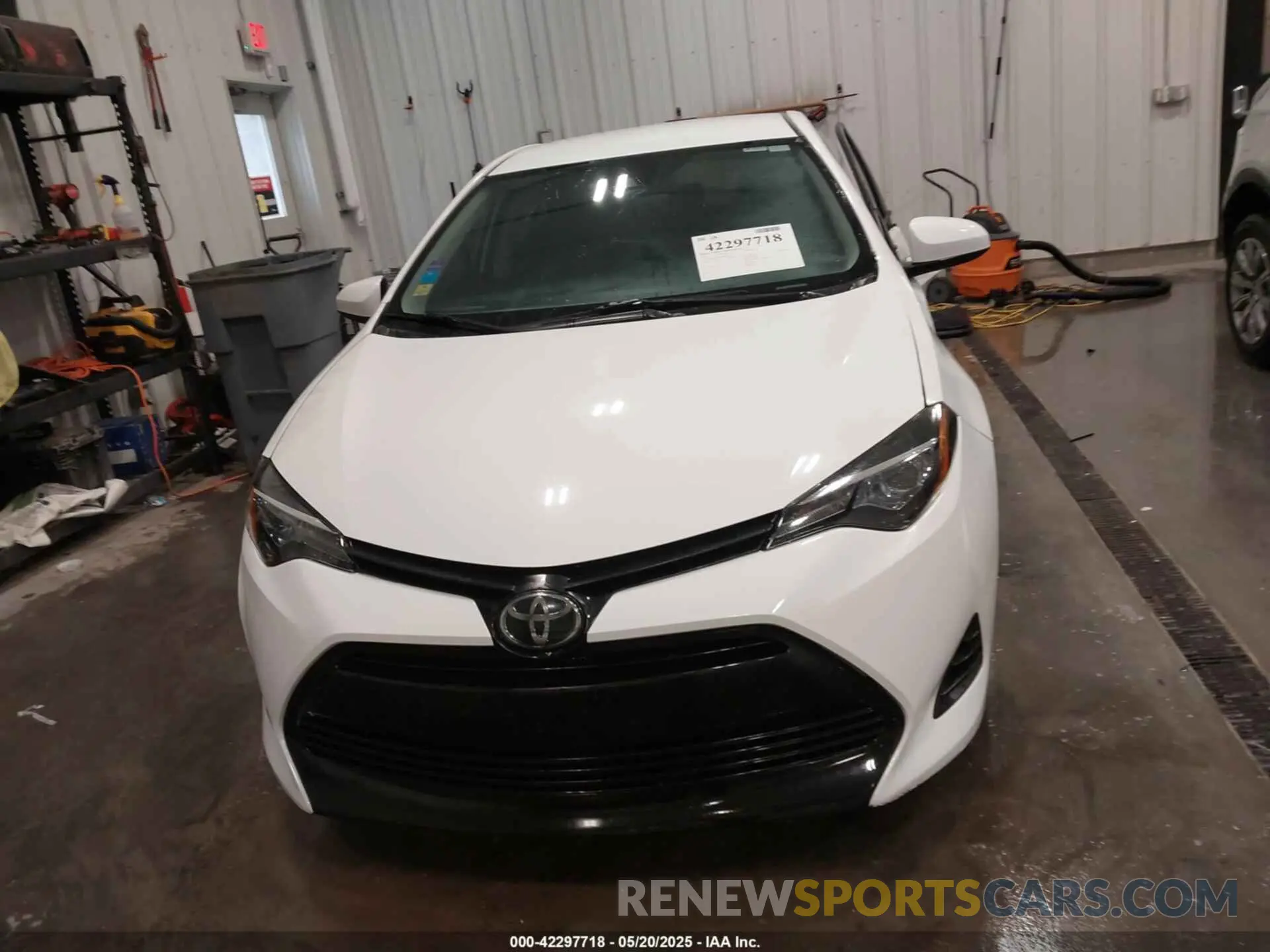13 Photograph of a damaged car 5YFBURHE5KP941051 TOYOTA COROLLA 2019
