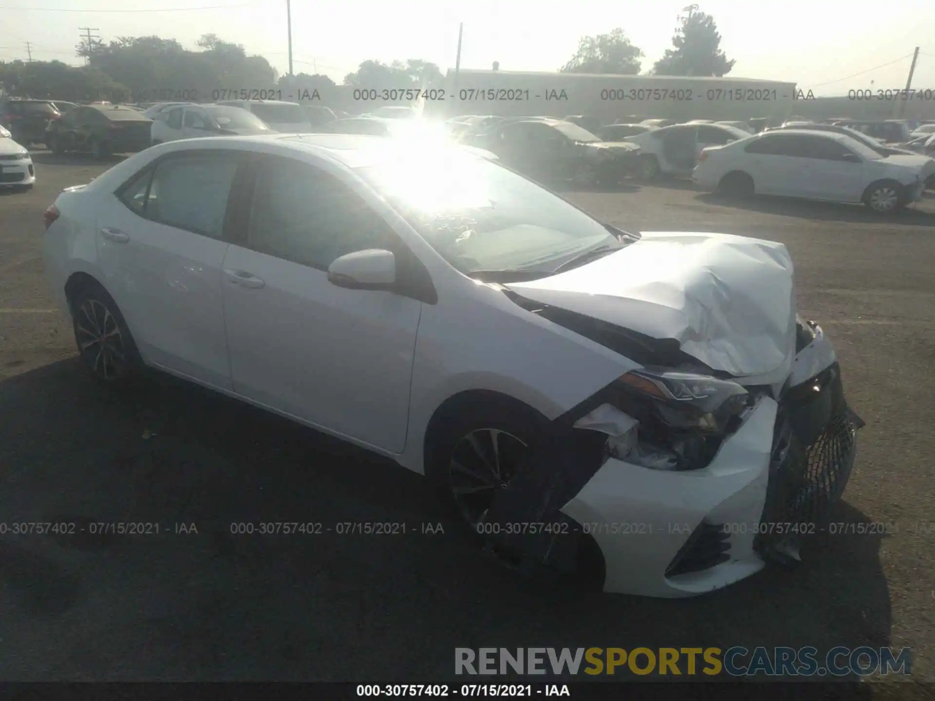 1 Photograph of a damaged car 5YFBURHE5KP943088 TOYOTA COROLLA 2019