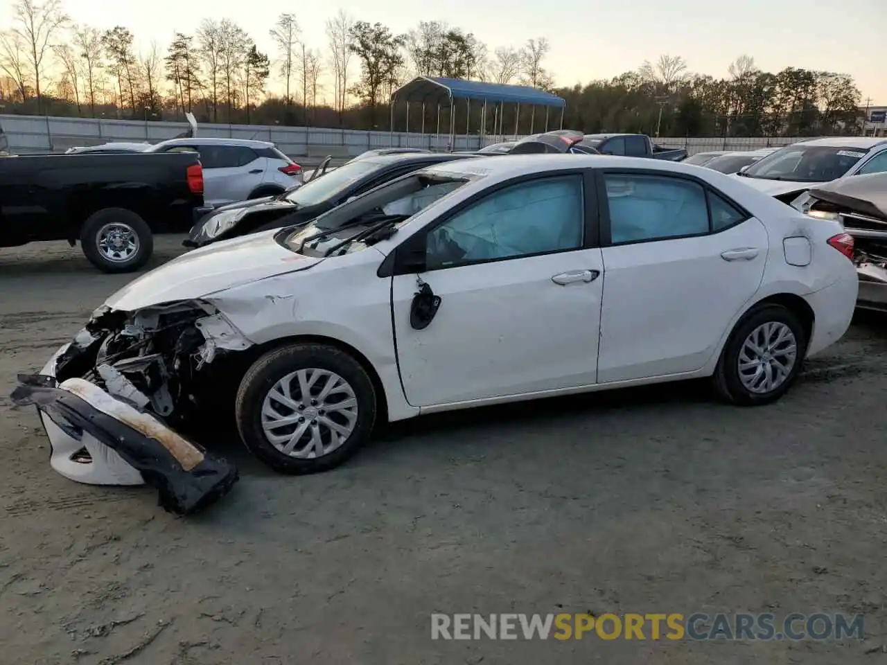 1 Photograph of a damaged car 5YFBURHE5KP943625 TOYOTA COROLLA 2019