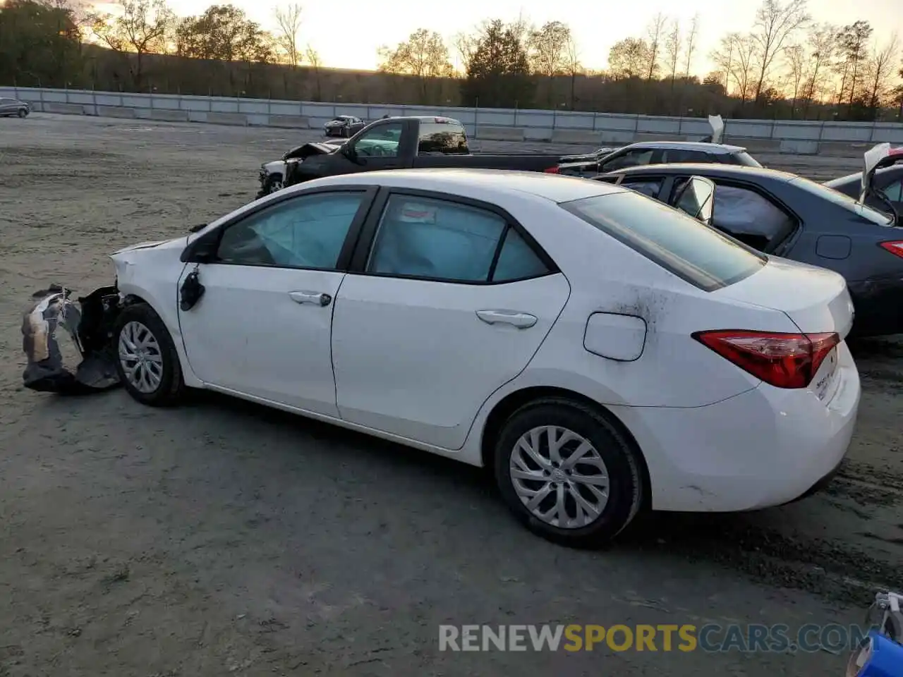 2 Photograph of a damaged car 5YFBURHE5KP943625 TOYOTA COROLLA 2019