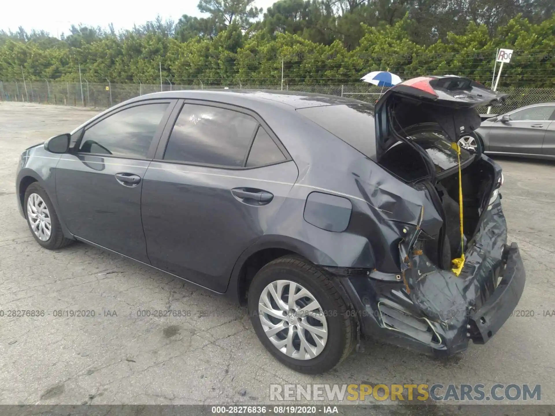 3 Photograph of a damaged car 5YFBURHE5KP945682 TOYOTA COROLLA 2019