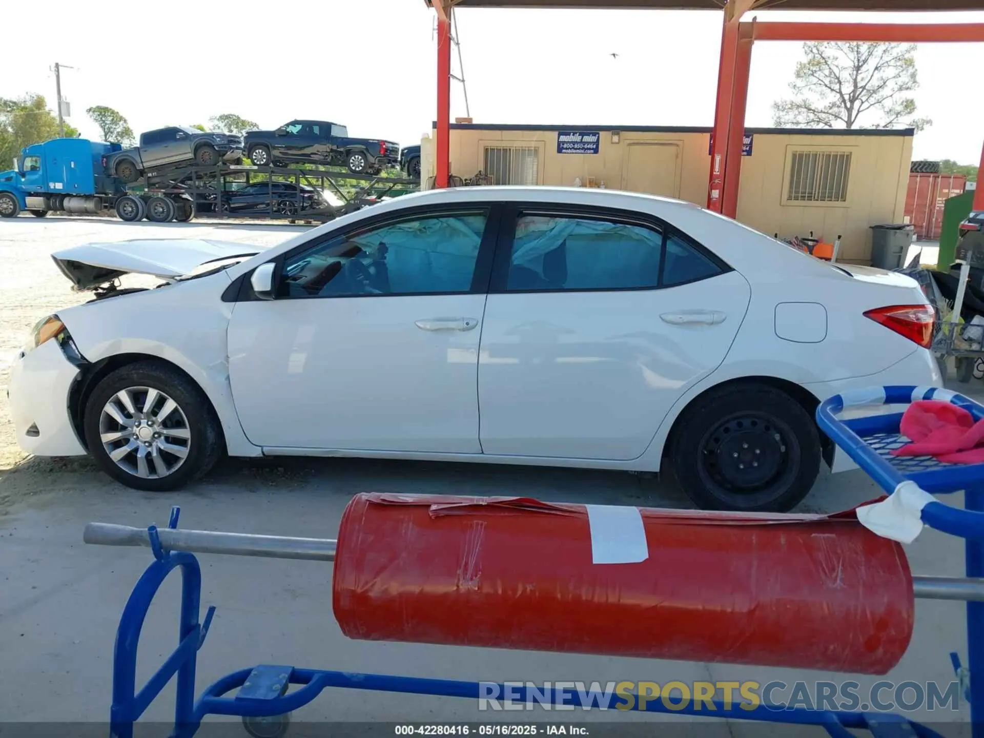 14 Photograph of a damaged car 5YFBURHE5KP945830 TOYOTA COROLLA 2019