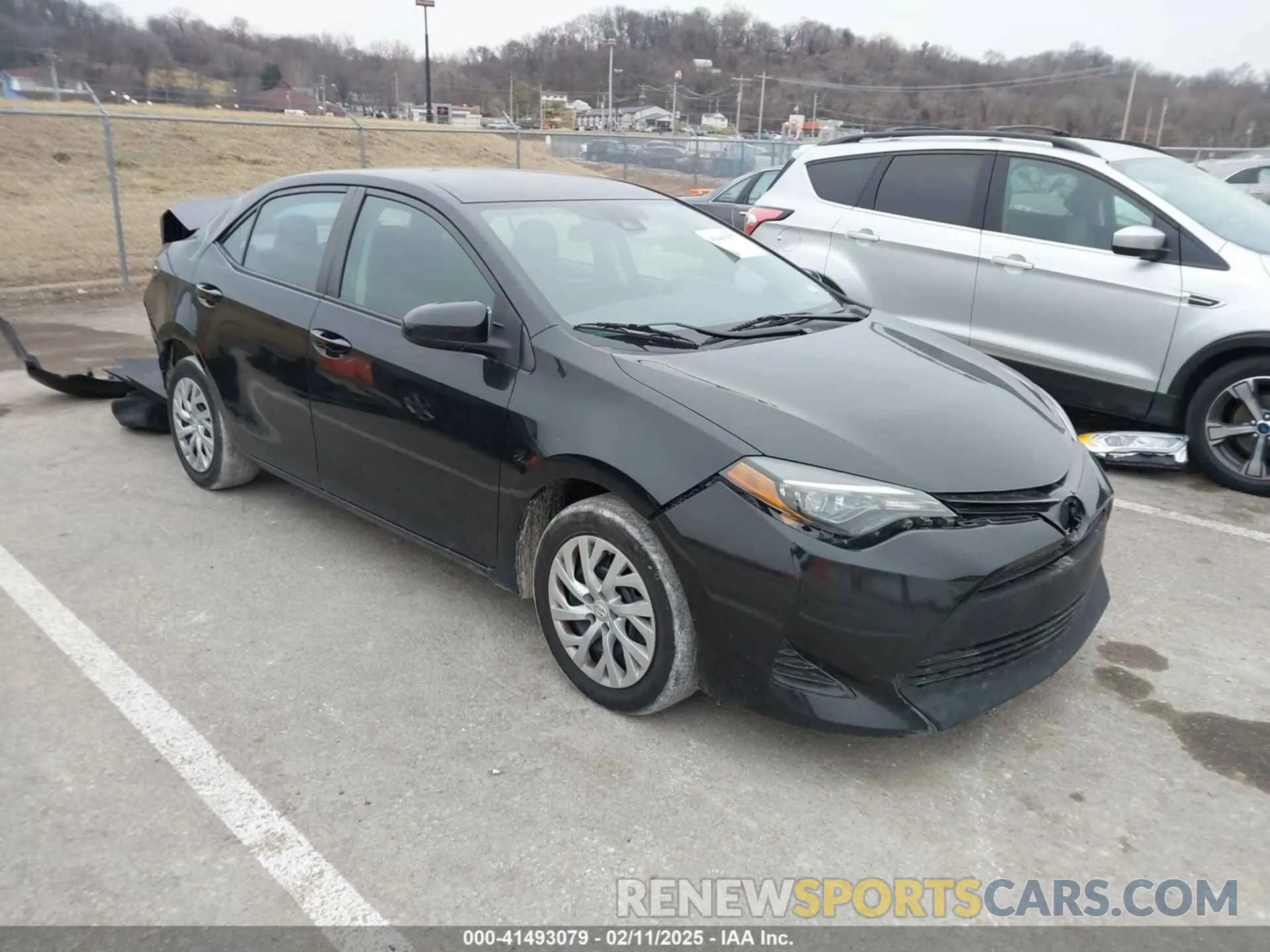 1 Photograph of a damaged car 5YFBURHE5KP945925 TOYOTA COROLLA 2019