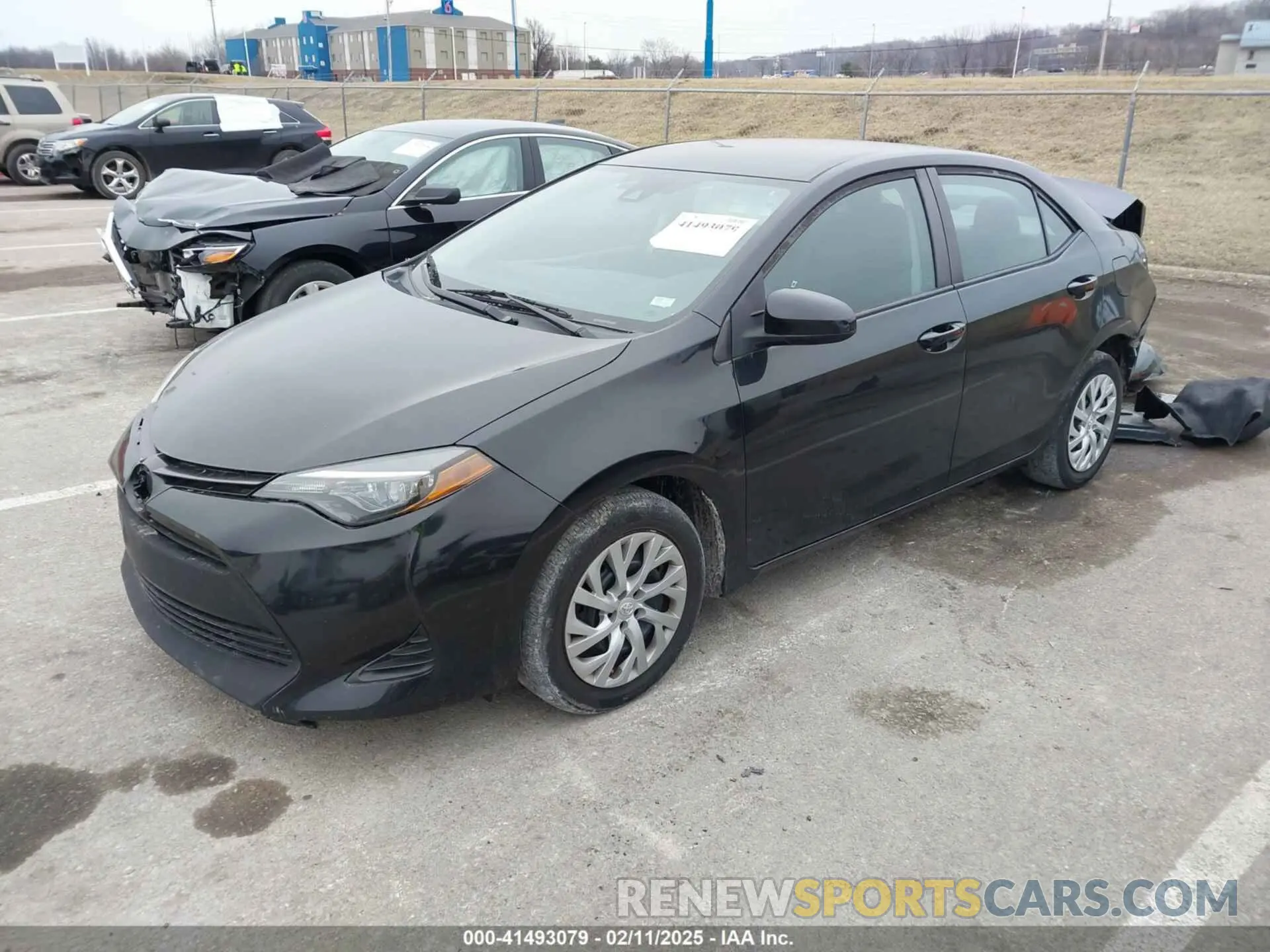 2 Photograph of a damaged car 5YFBURHE5KP945925 TOYOTA COROLLA 2019