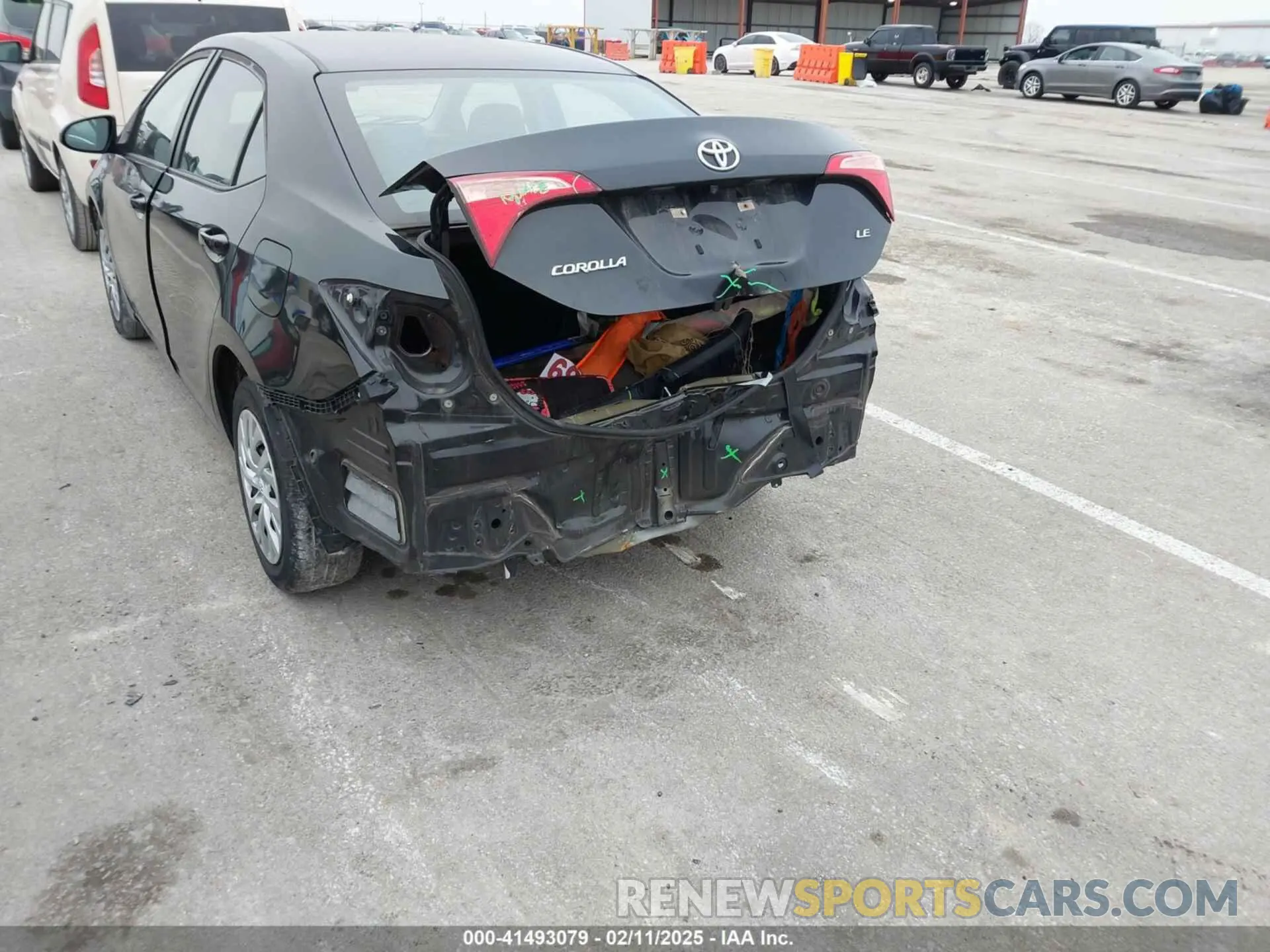 6 Photograph of a damaged car 5YFBURHE5KP945925 TOYOTA COROLLA 2019