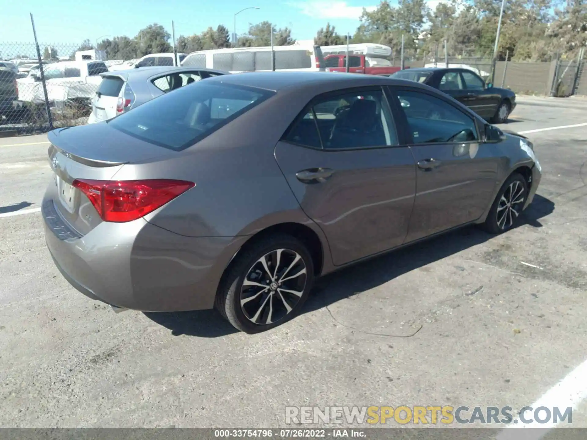 4 Photograph of a damaged car 5YFBURHE5KP947223 TOYOTA COROLLA 2019