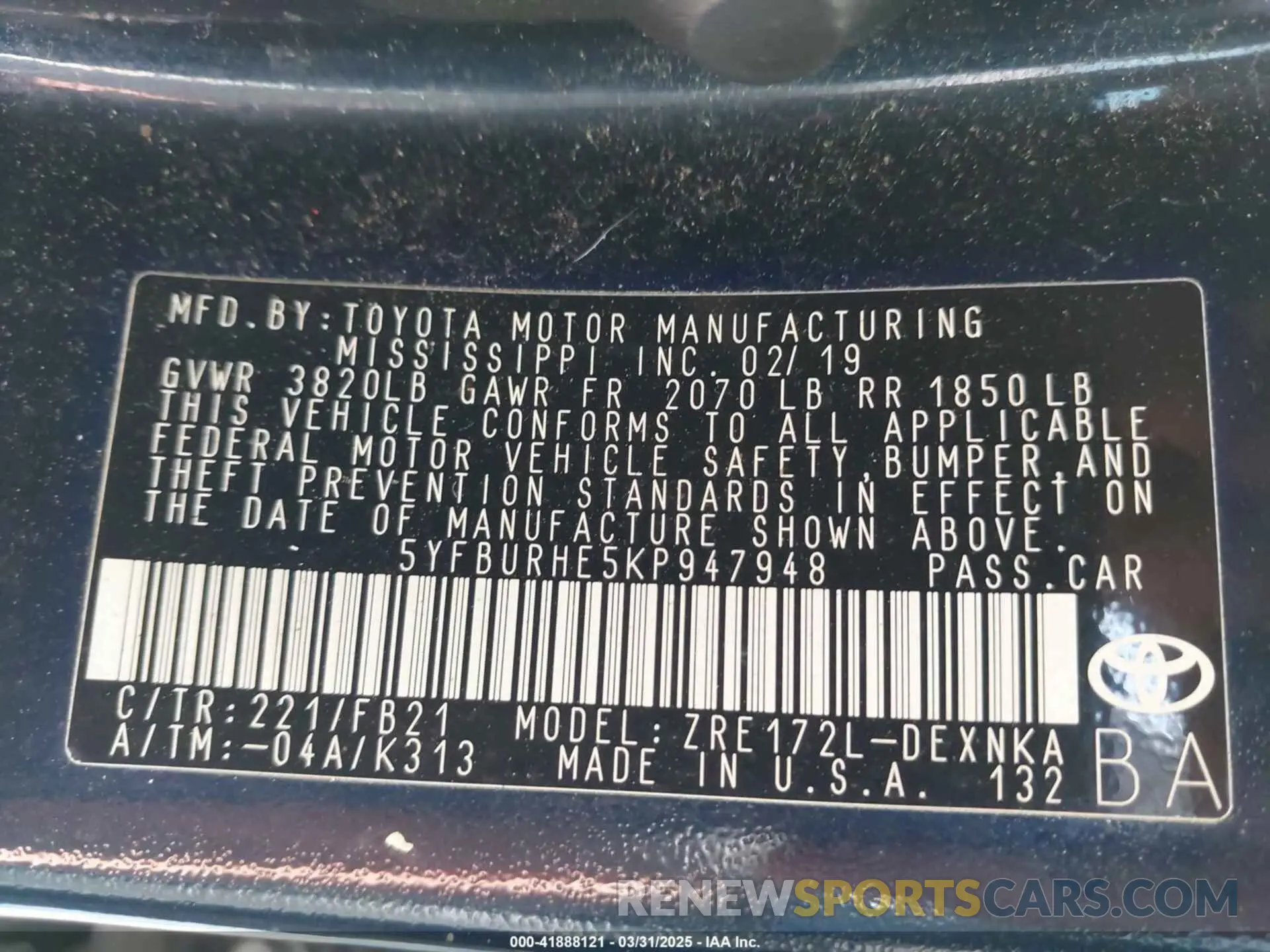 9 Photograph of a damaged car 5YFBURHE5KP947948 TOYOTA COROLLA 2019