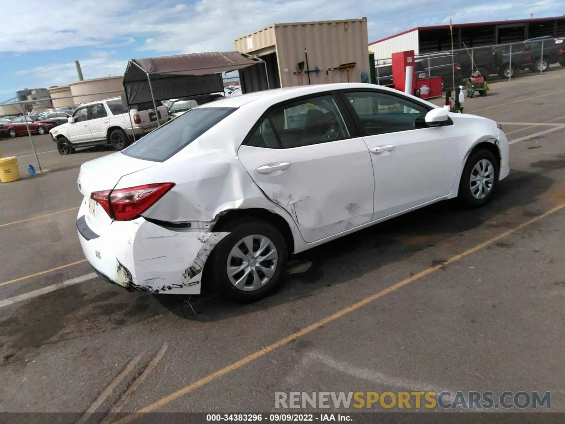 4 Photograph of a damaged car 5YFBURHE6KP856638 TOYOTA COROLLA 2019