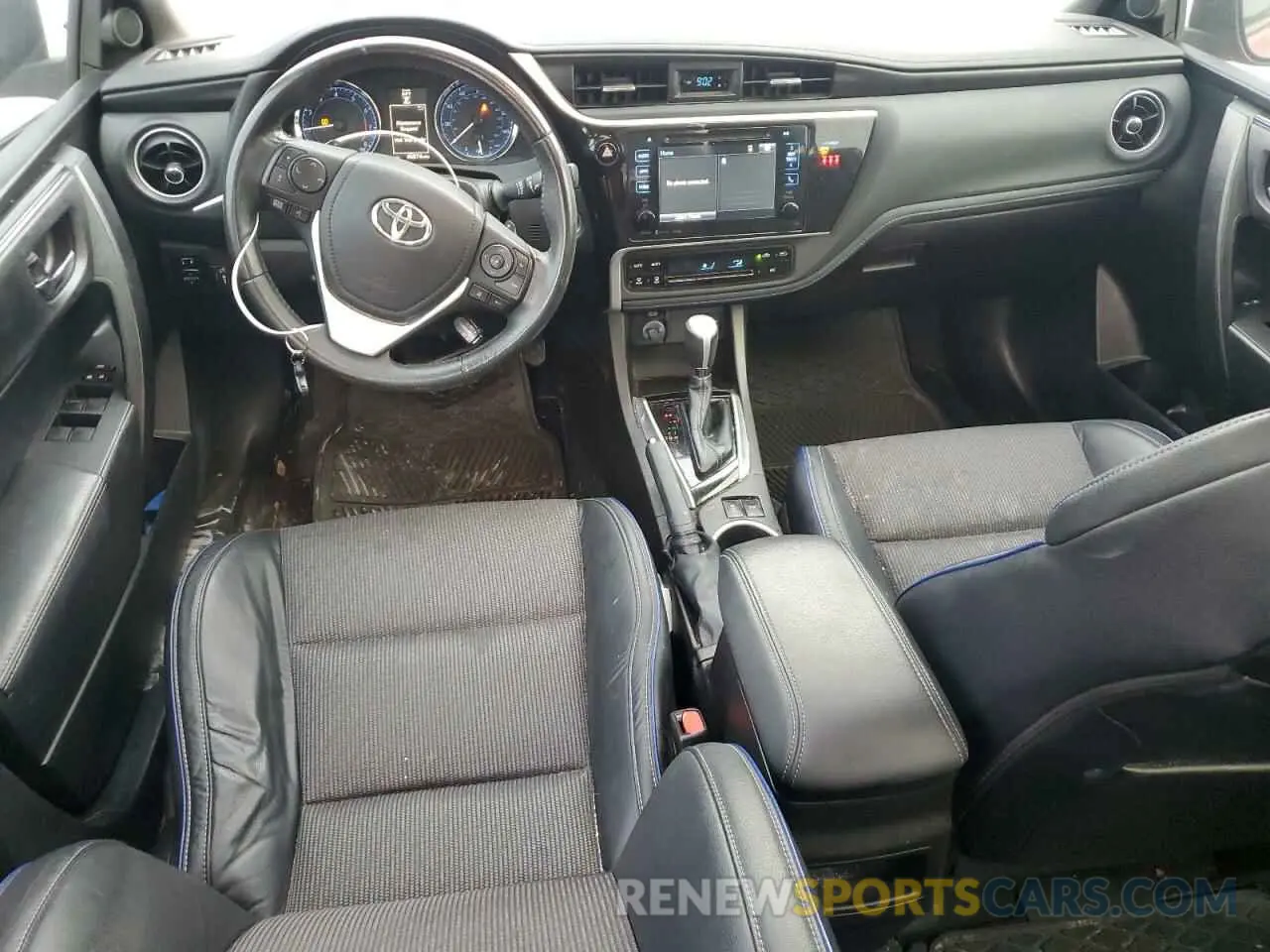 8 Photograph of a damaged car 5YFBURHE6KP860057 TOYOTA COROLLA 2019