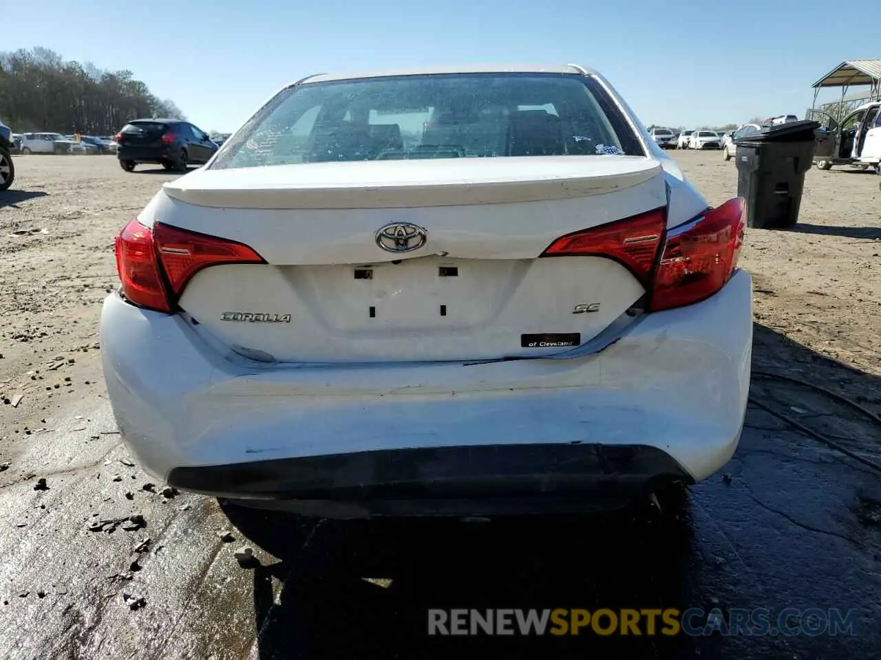 6 Photograph of a damaged car 5YFBURHE6KP860897 TOYOTA COROLLA 2019