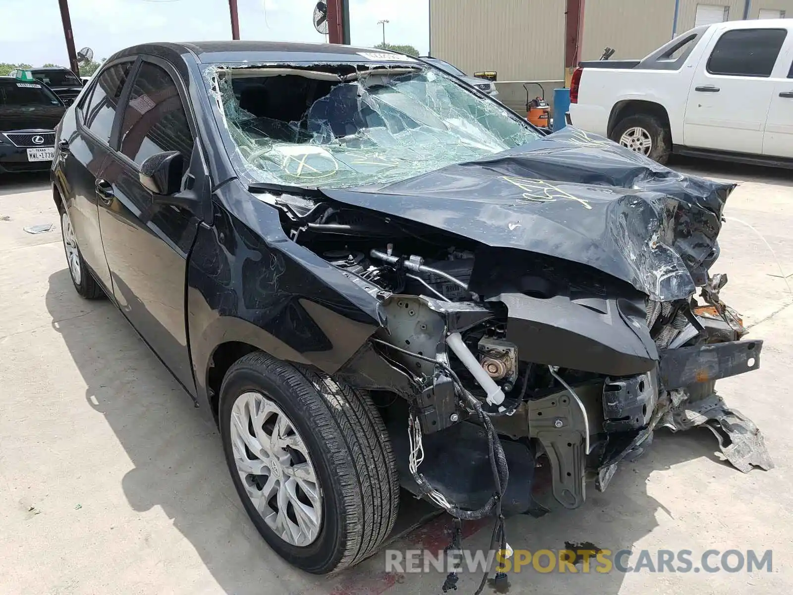 1 Photograph of a damaged car 5YFBURHE6KP863024 TOYOTA COROLLA 2019