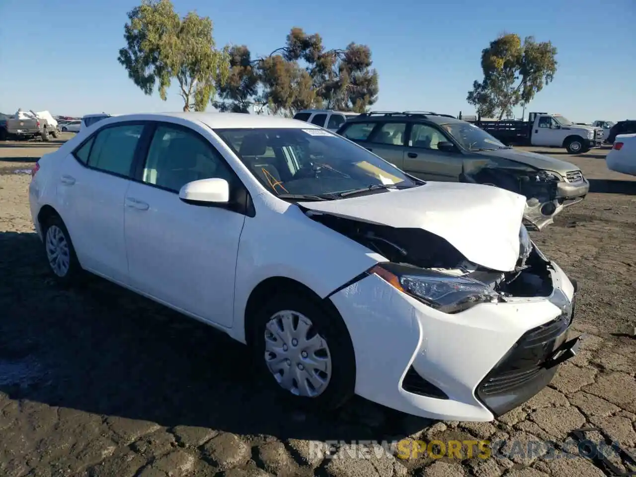 1 Photograph of a damaged car 5YFBURHE6KP867056 TOYOTA COROLLA 2019