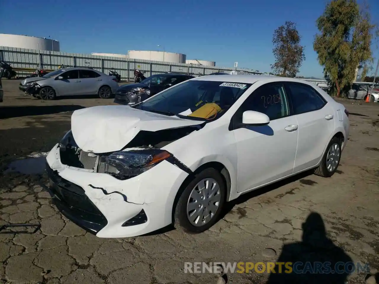 2 Photograph of a damaged car 5YFBURHE6KP867056 TOYOTA COROLLA 2019