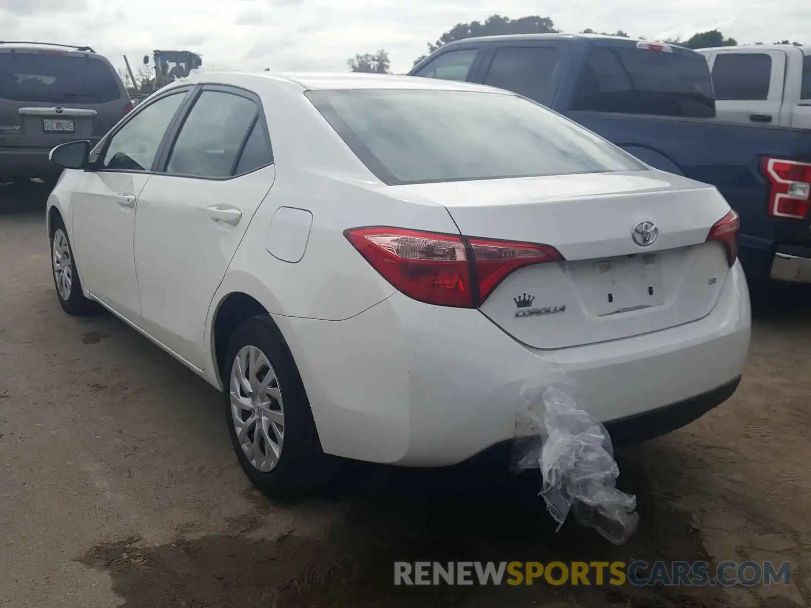 3 Photograph of a damaged car 5YFBURHE6KP868014 TOYOTA COROLLA 2019