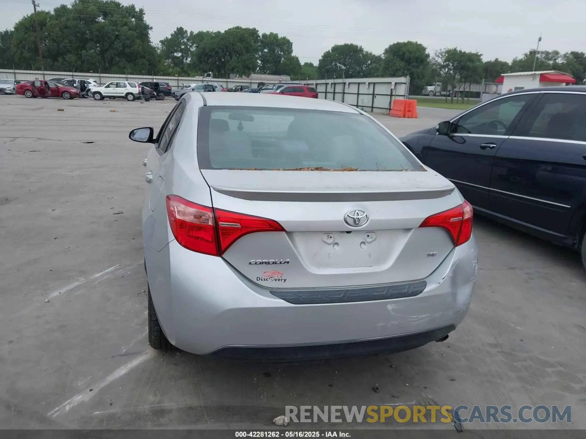 16 Photograph of a damaged car 5YFBURHE6KP868241 TOYOTA COROLLA 2019