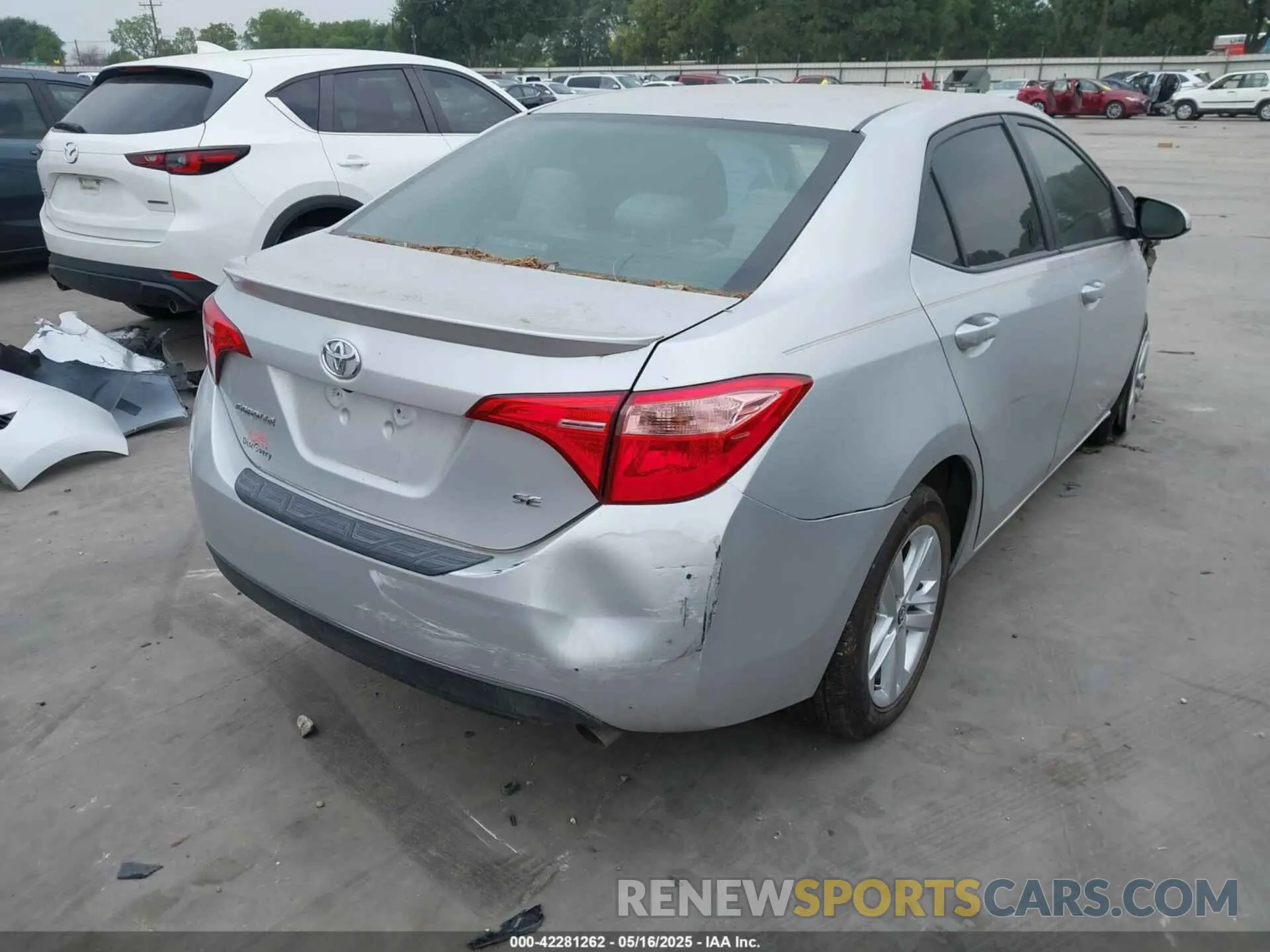4 Photograph of a damaged car 5YFBURHE6KP868241 TOYOTA COROLLA 2019