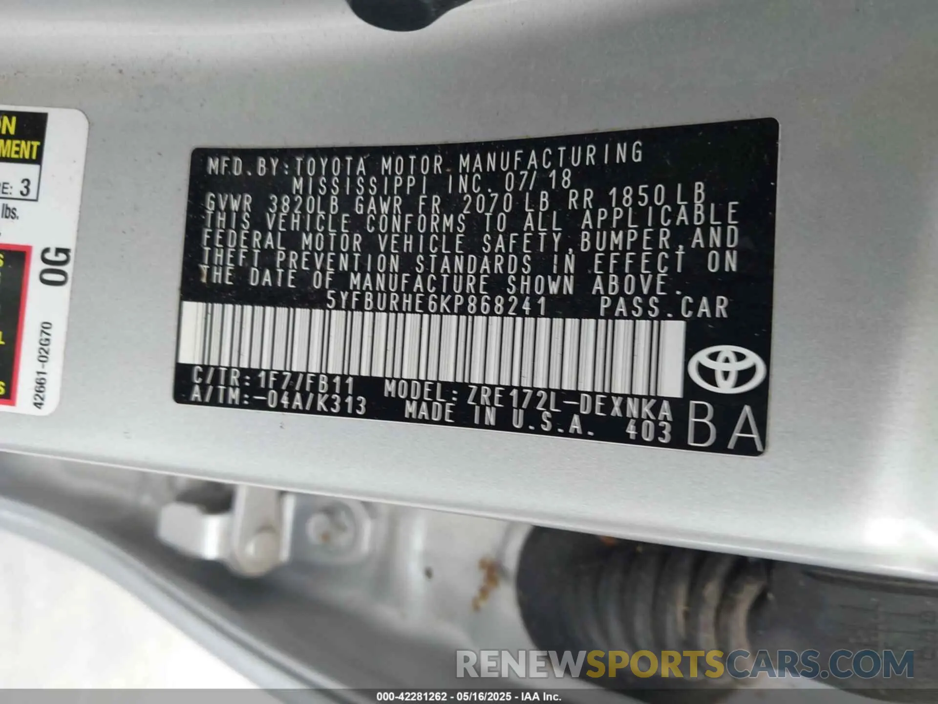 9 Photograph of a damaged car 5YFBURHE6KP868241 TOYOTA COROLLA 2019