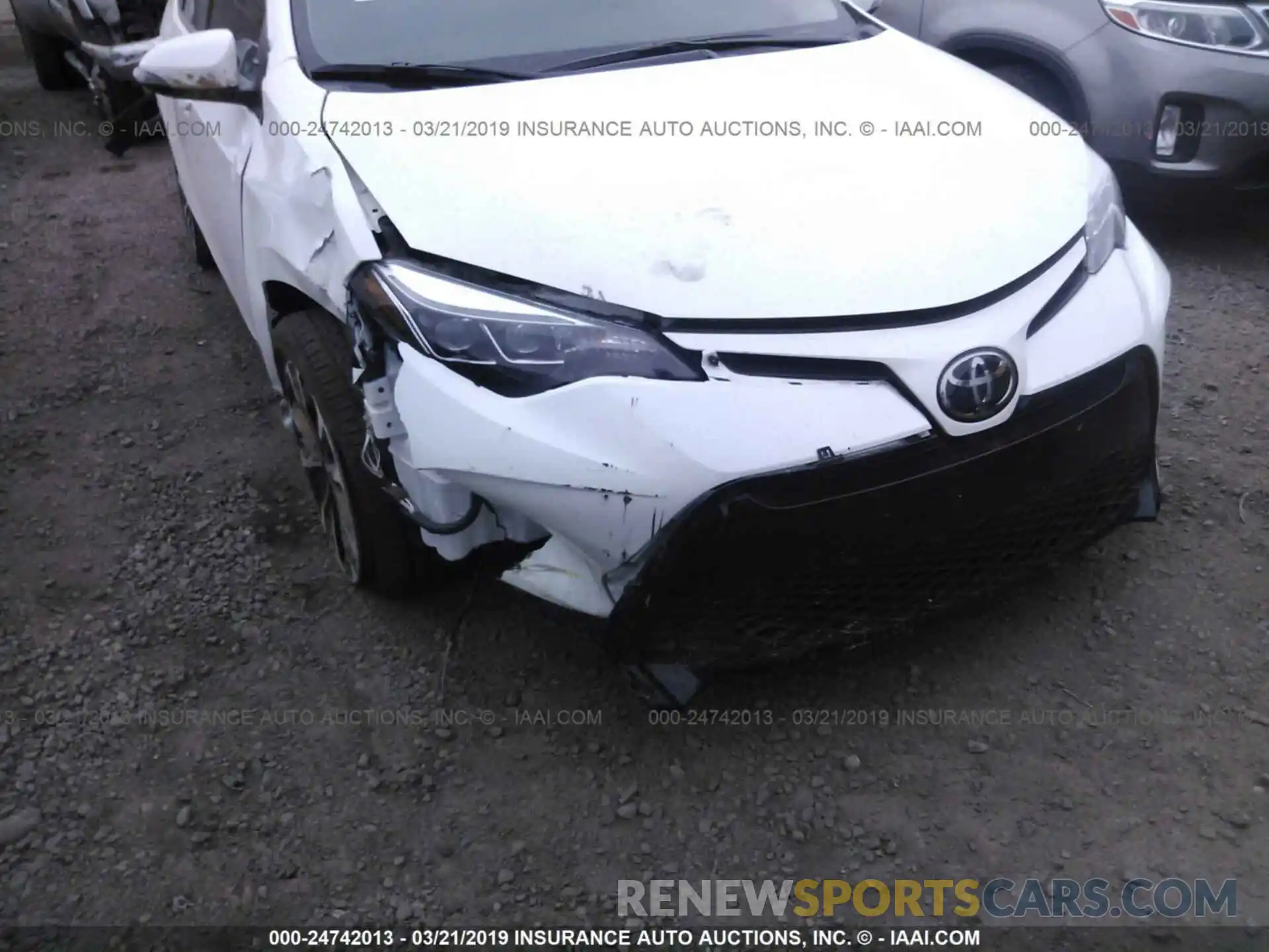 6 Photograph of a damaged car 5YFBURHE6KP870443 TOYOTA COROLLA 2019