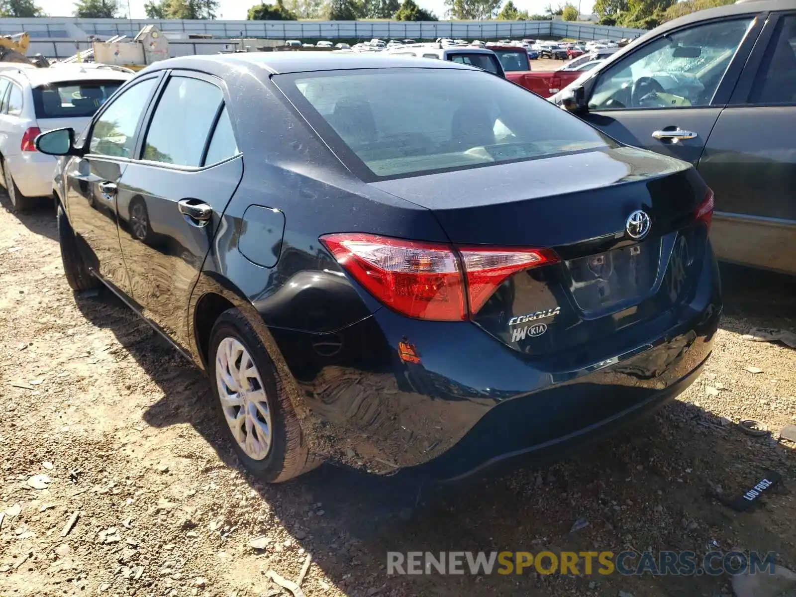 3 Photograph of a damaged car 5YFBURHE6KP871026 TOYOTA COROLLA 2019