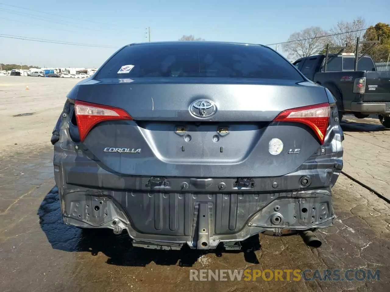 6 Photograph of a damaged car 5YFBURHE6KP871477 TOYOTA COROLLA 2019