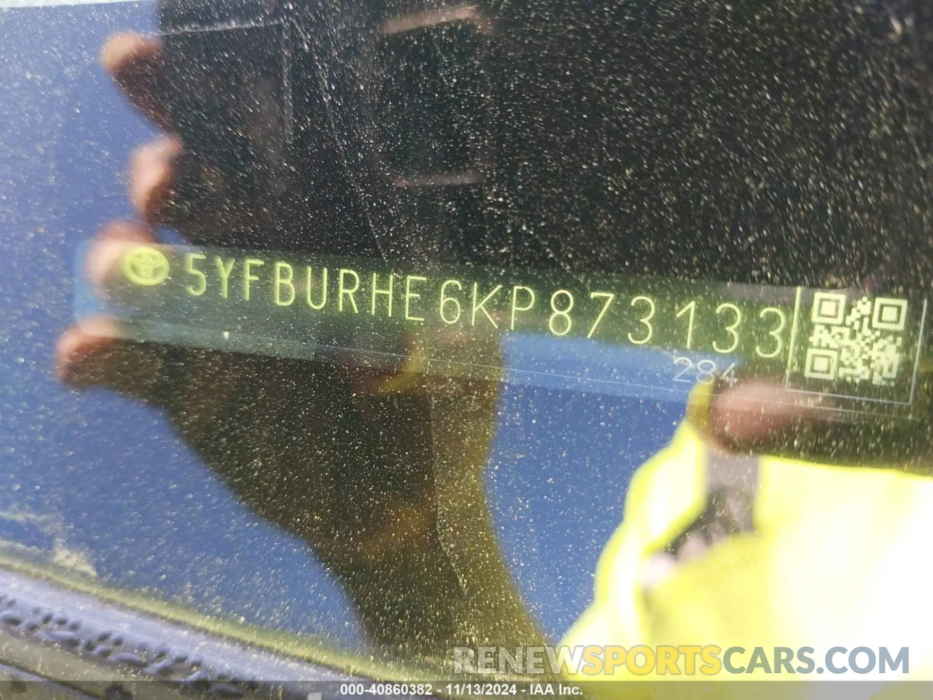 9 Photograph of a damaged car 5YFBURHE6KP873133 TOYOTA COROLLA 2019