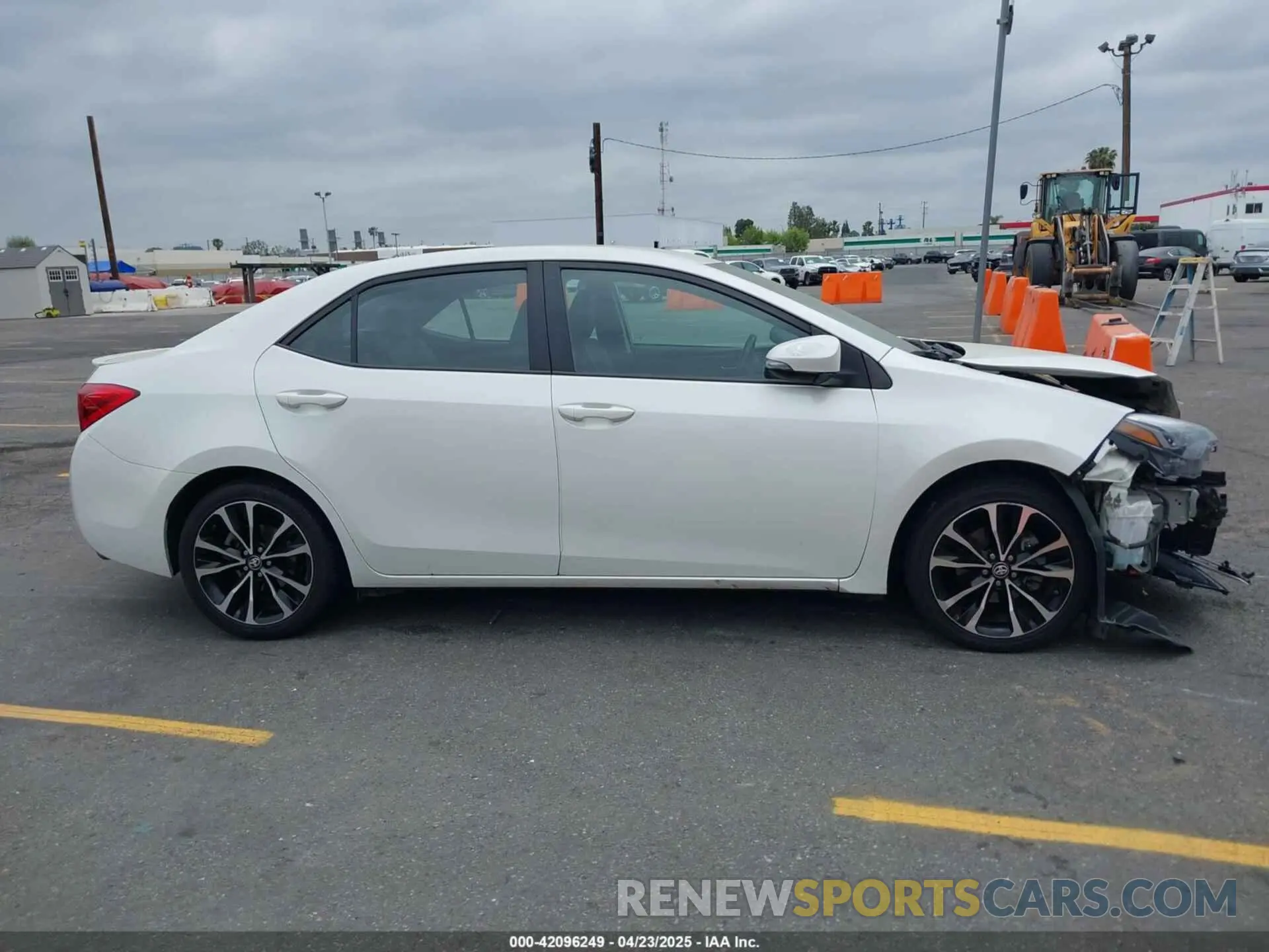 12 Photograph of a damaged car 5YFBURHE6KP873522 TOYOTA COROLLA 2019