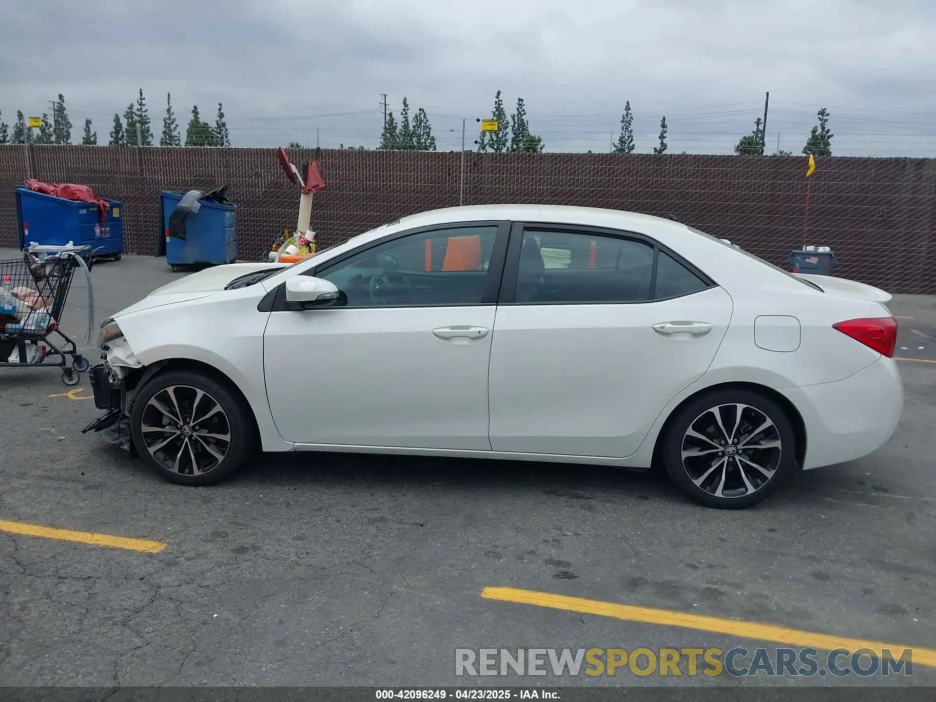 13 Photograph of a damaged car 5YFBURHE6KP873522 TOYOTA COROLLA 2019