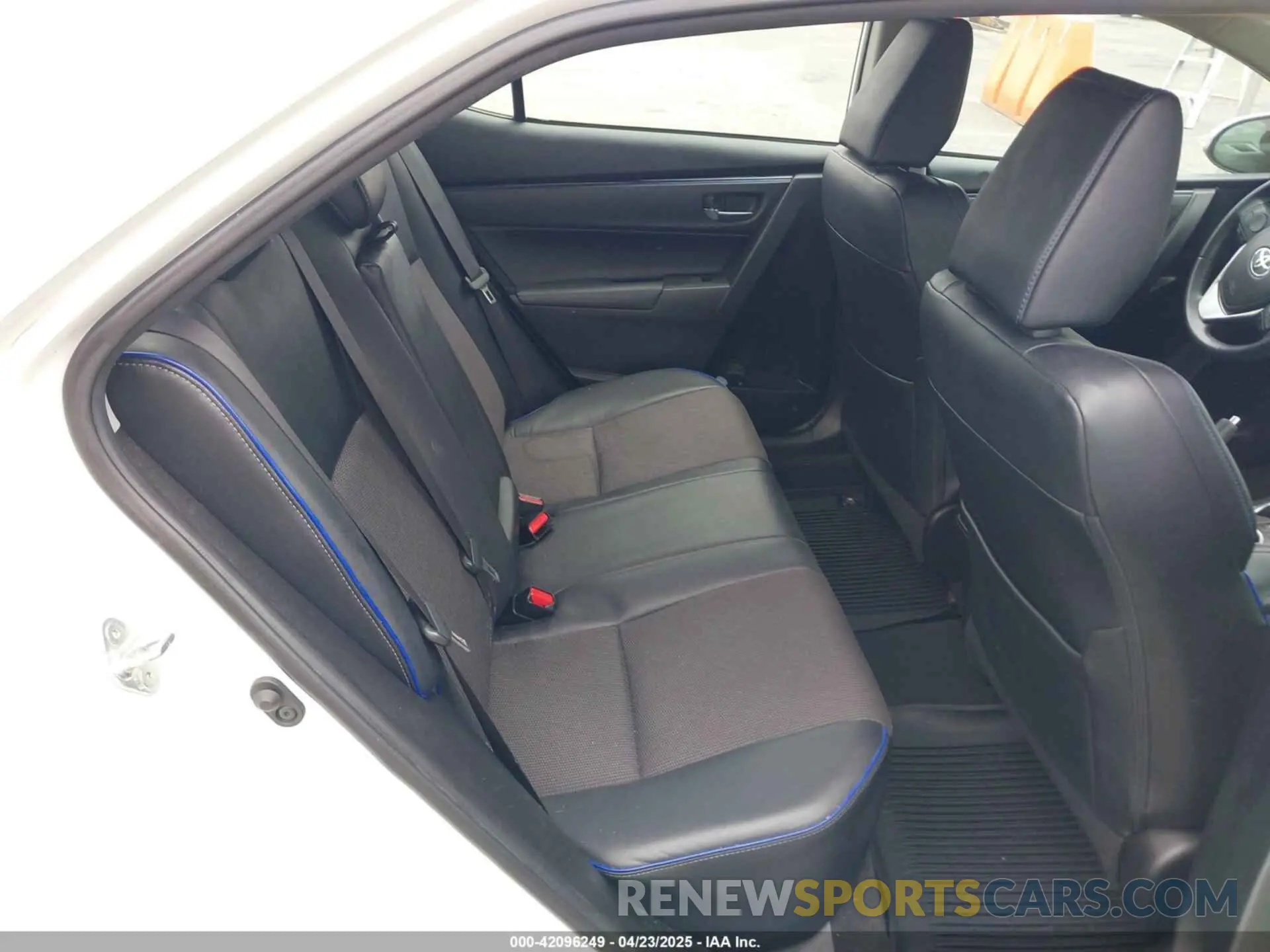8 Photograph of a damaged car 5YFBURHE6KP873522 TOYOTA COROLLA 2019