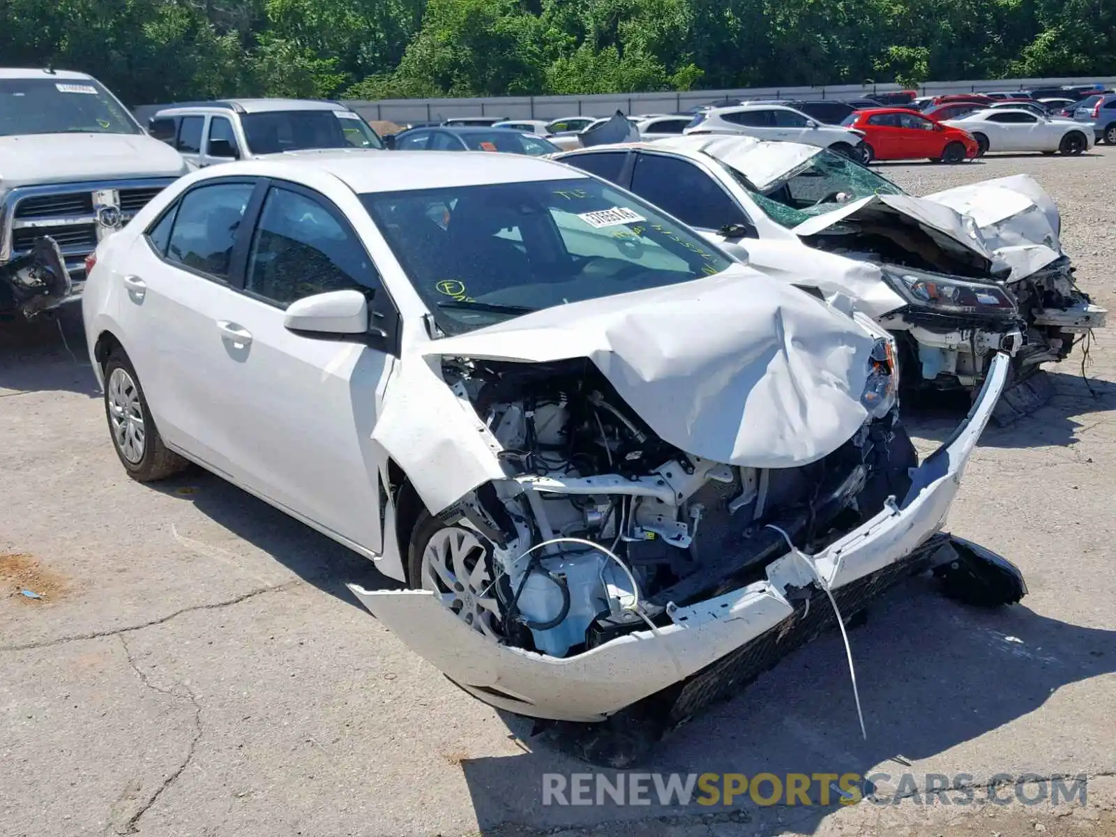 1 Photograph of a damaged car 5YFBURHE6KP873746 TOYOTA COROLLA 2019