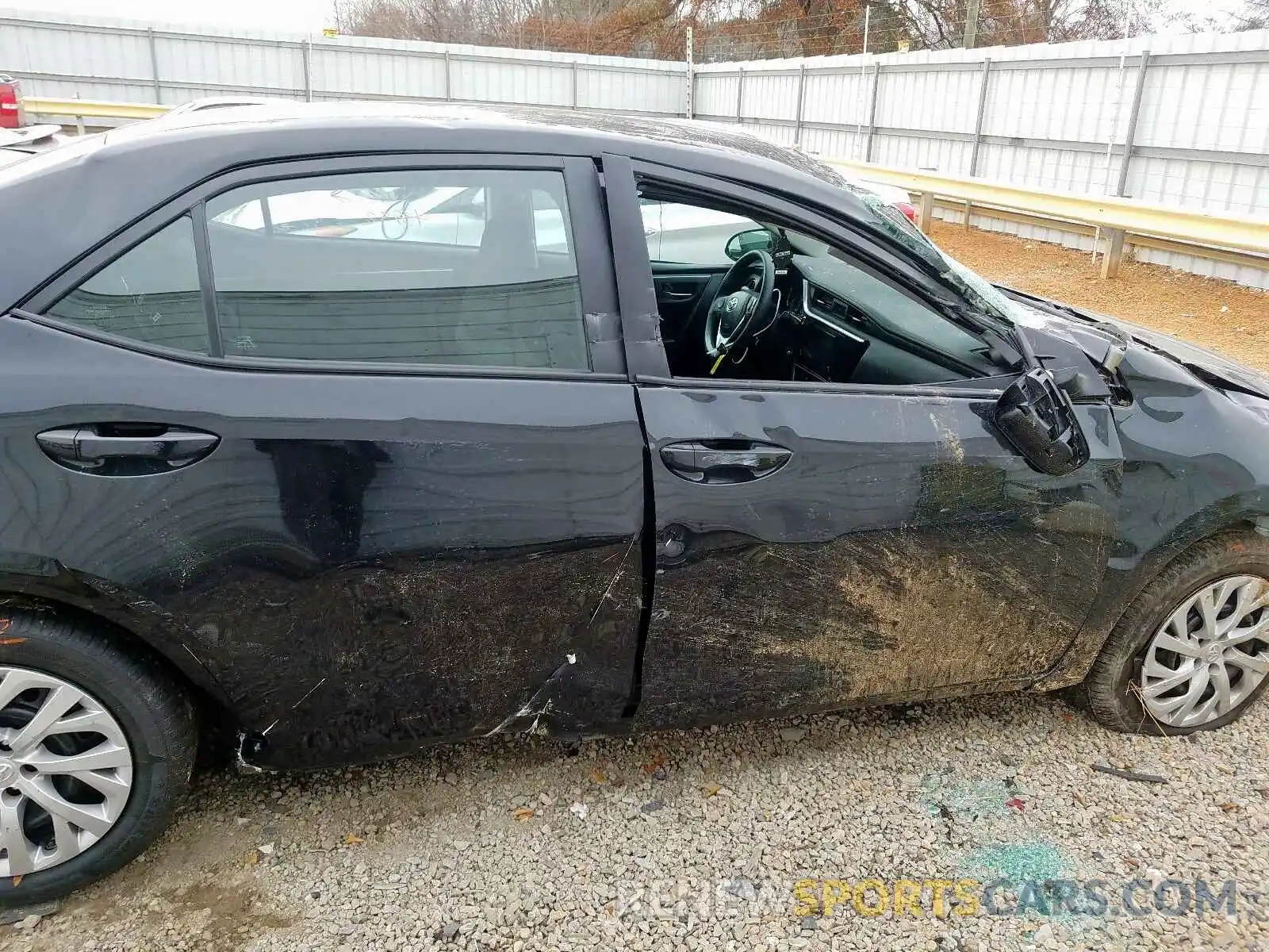 9 Photograph of a damaged car 5YFBURHE6KP874380 TOYOTA COROLLA 2019