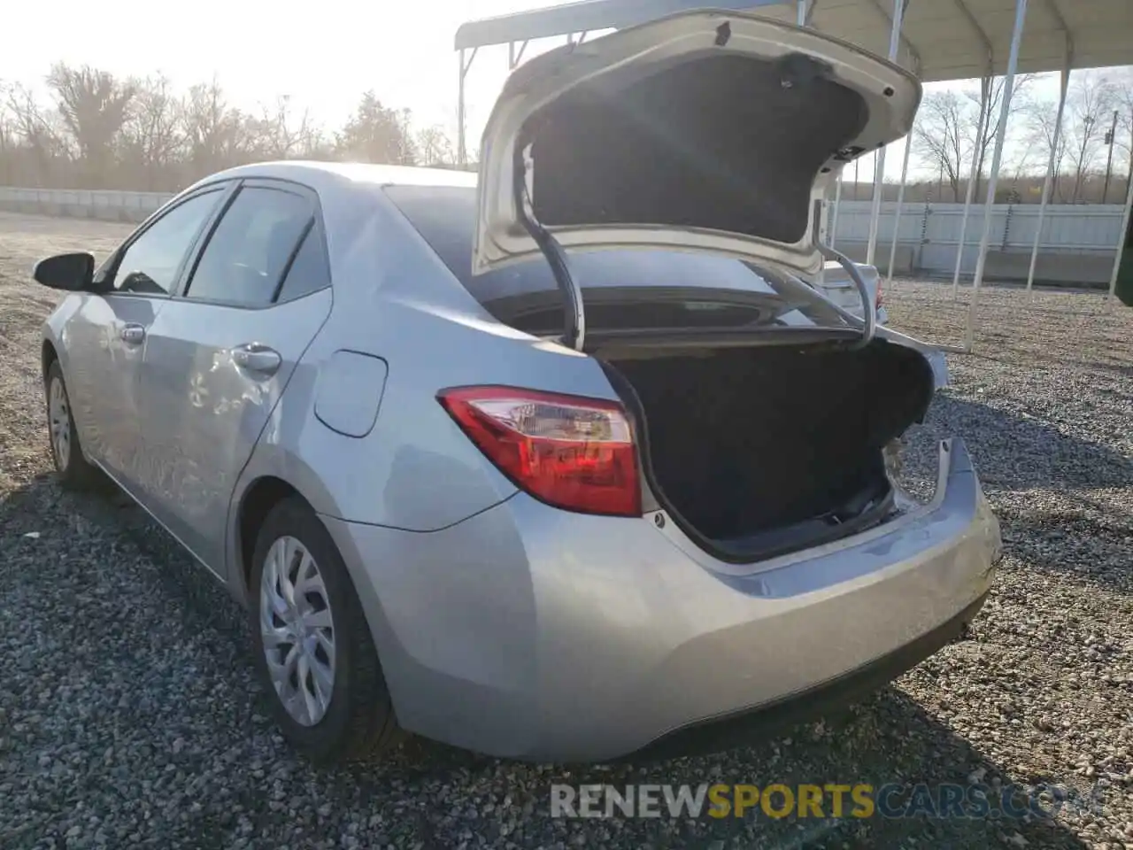 3 Photograph of a damaged car 5YFBURHE6KP875769 TOYOTA COROLLA 2019