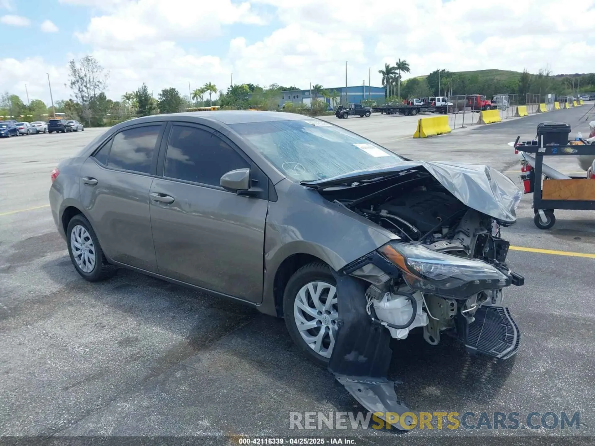1 Photograph of a damaged car 5YFBURHE6KP876601 TOYOTA COROLLA 2019
