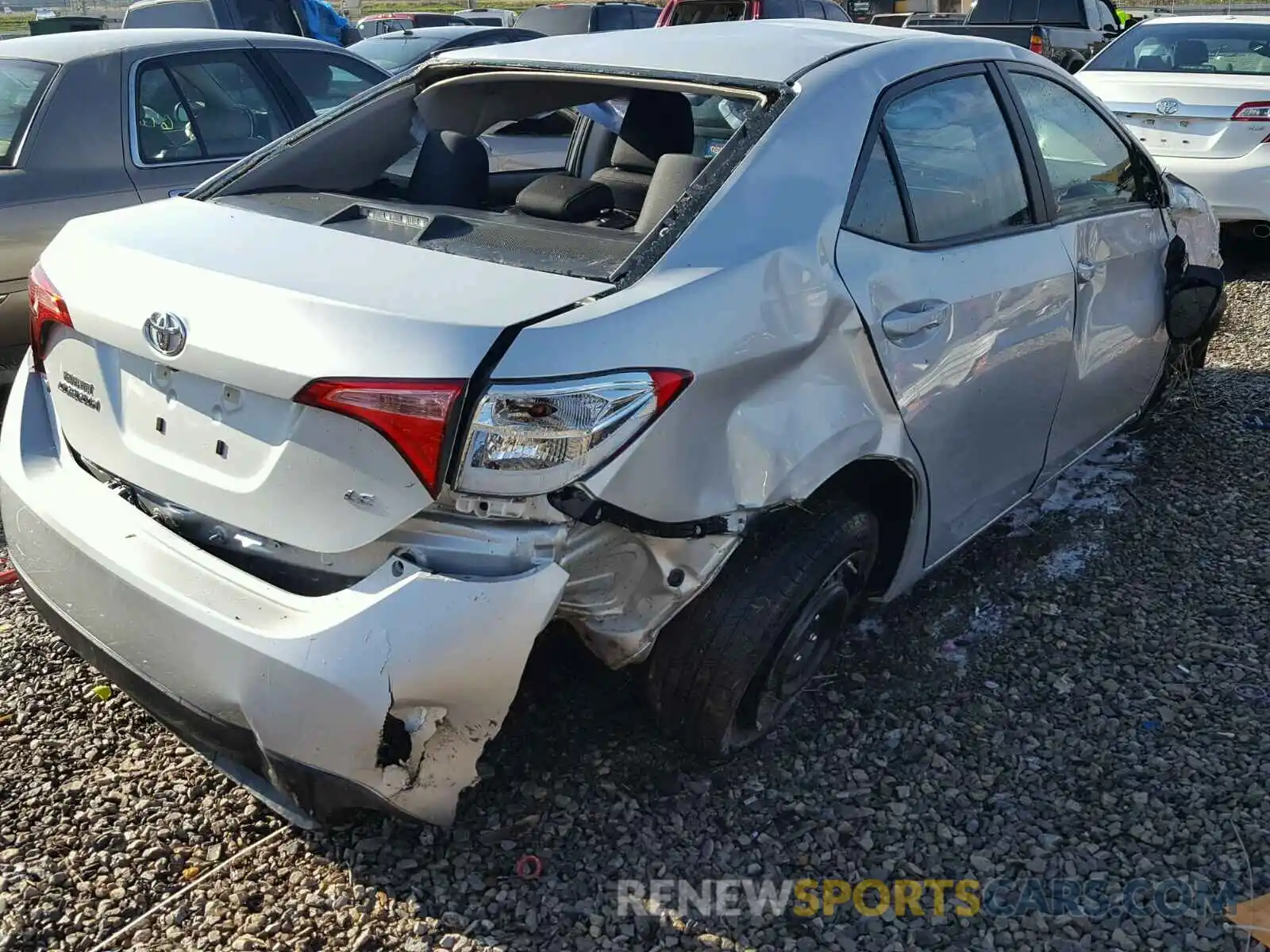 4 Photograph of a damaged car 5YFBURHE6KP877067 TOYOTA COROLLA 2019