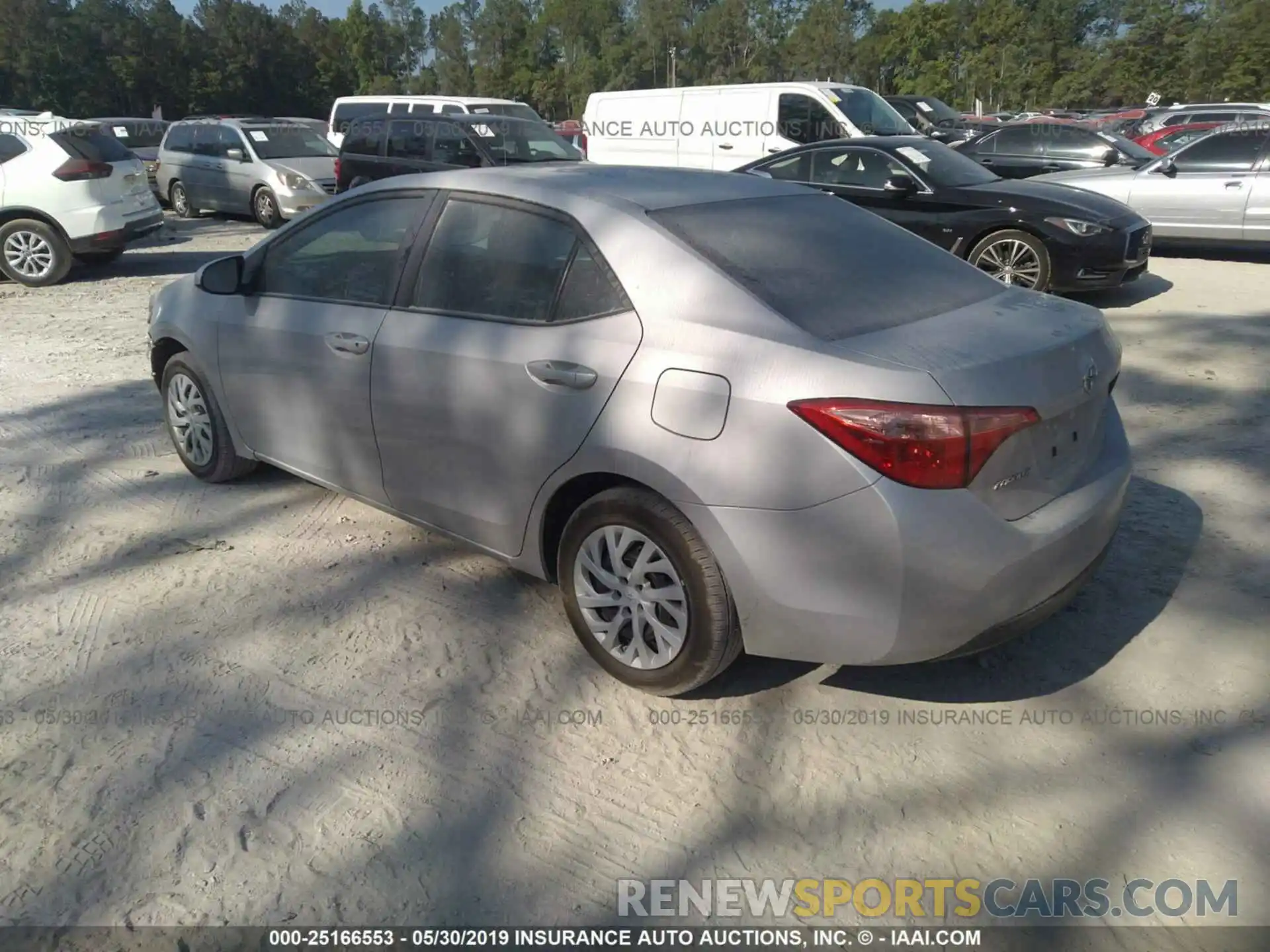 3 Photograph of a damaged car 5YFBURHE6KP877523 TOYOTA COROLLA 2019