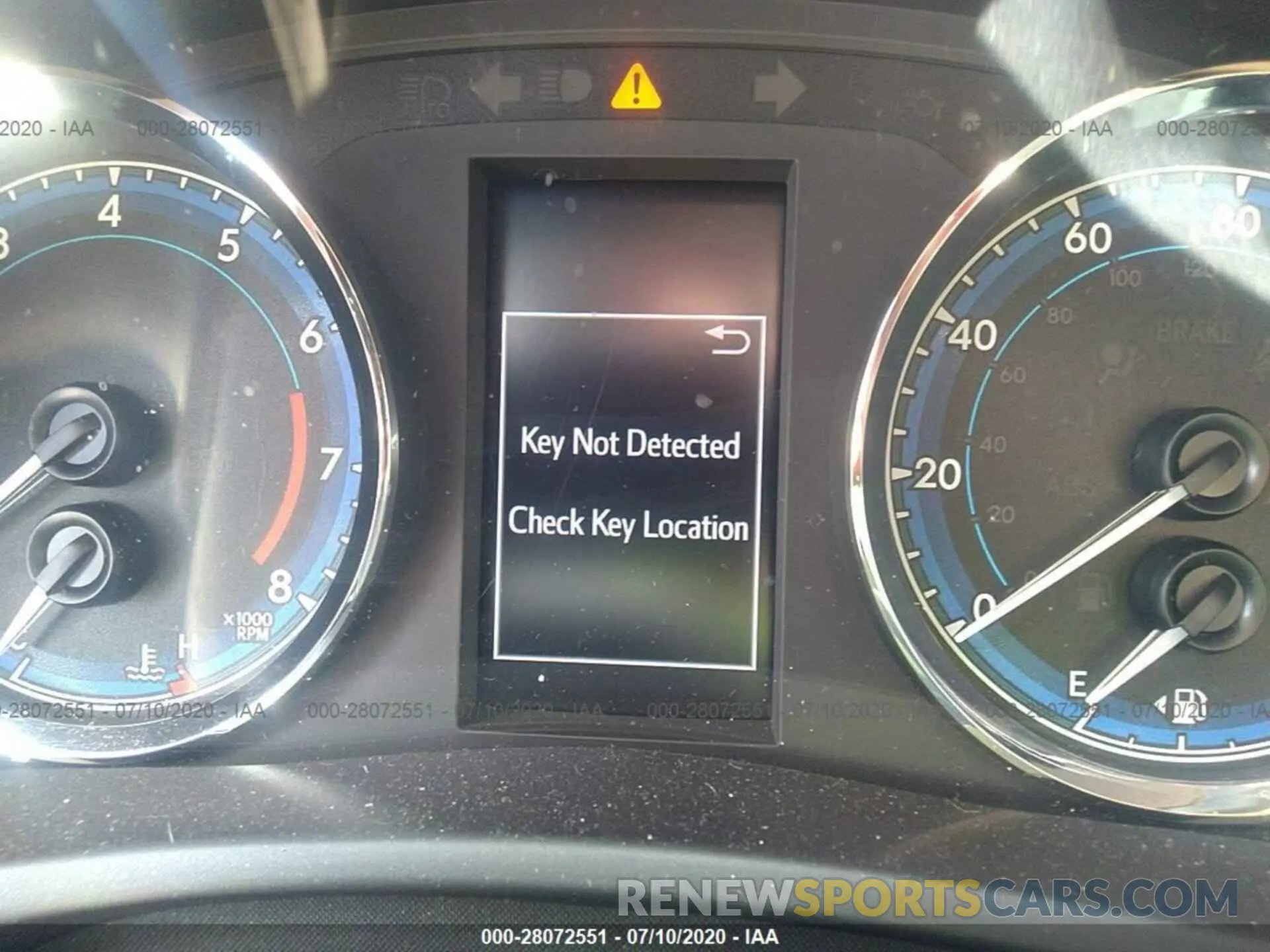 7 Photograph of a damaged car 5YFBURHE6KP880941 TOYOTA COROLLA 2019