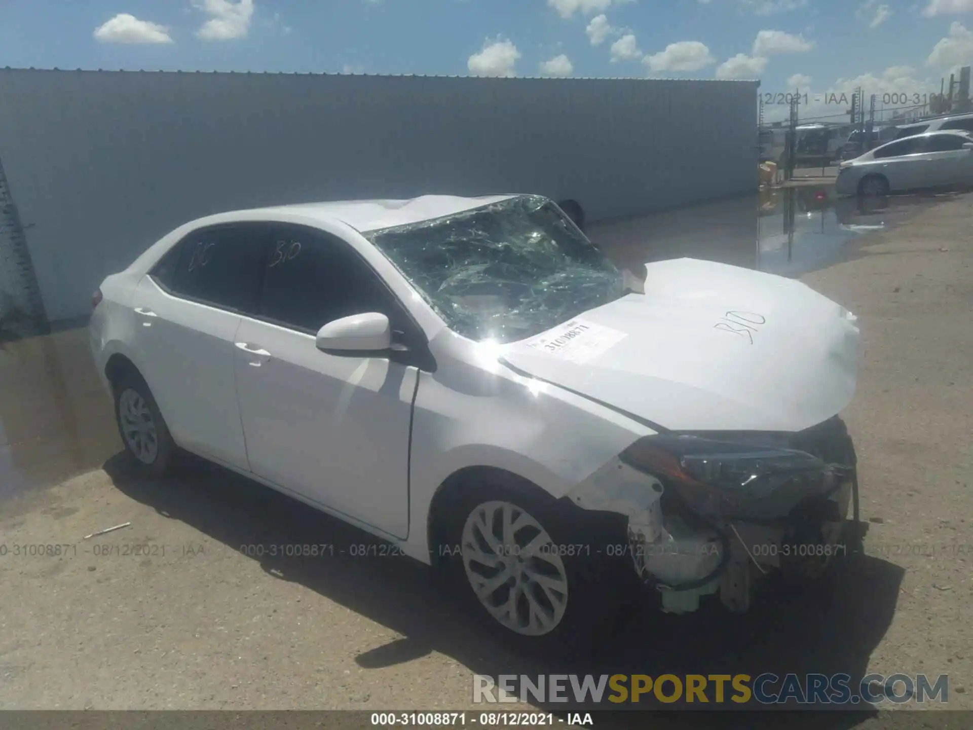 1 Photograph of a damaged car 5YFBURHE6KP883578 TOYOTA COROLLA 2019