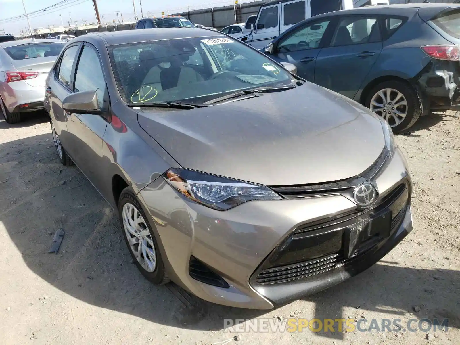 1 Photograph of a damaged car 5YFBURHE6KP885380 TOYOTA COROLLA 2019